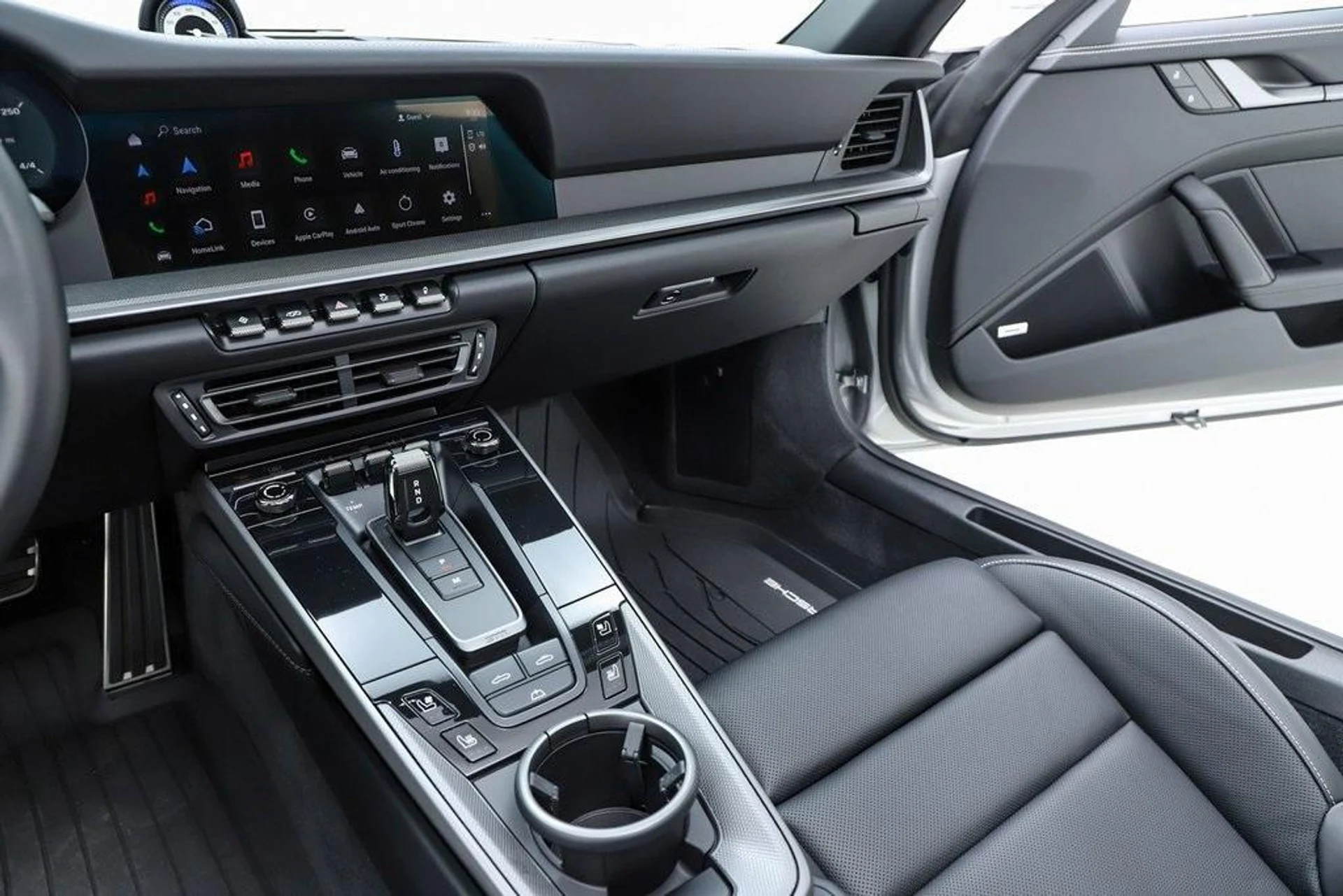 mph058_2329754864_g1_Log_Oldy_tw_Hn_RY_Jt_G_Sld_Soic_42e63bfa5f