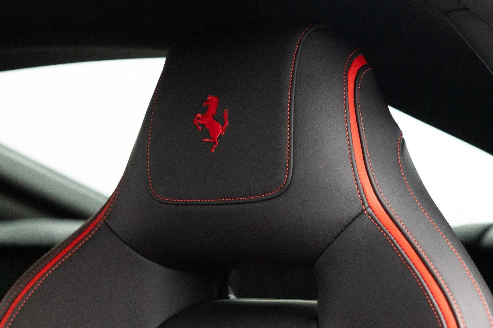 mph058_2331184310_Used_2017_Ferrari_F12berlinetta_1787147121_172ac51089