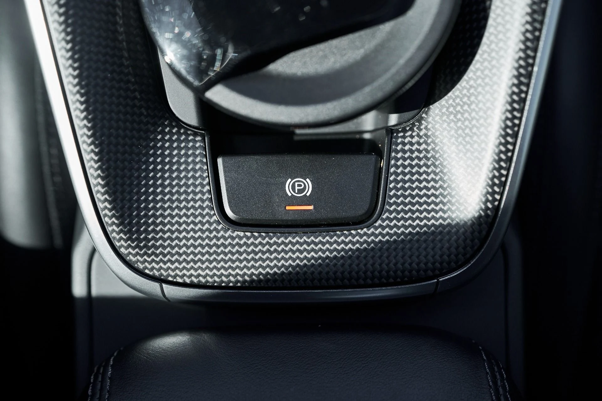 mph058_2337940379_Used_2025_Porsche_911_Turbo_S_1762914308_3819930509