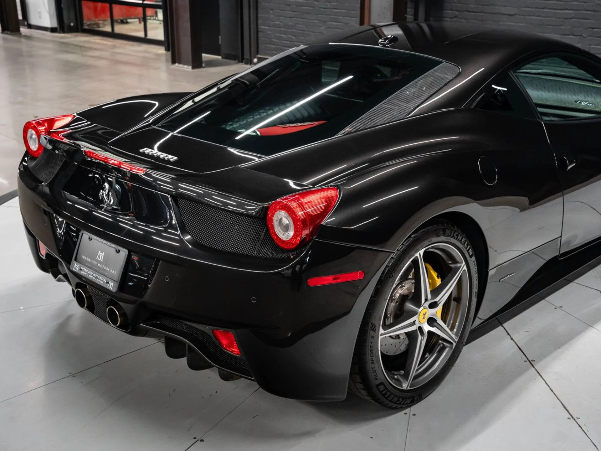 mph058_2381855143_ferrari_458_italia_2015_458f5e3551