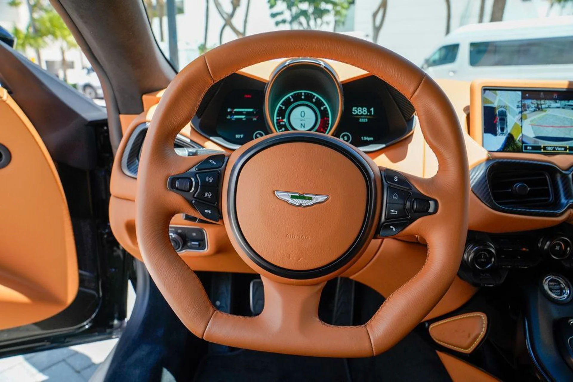 mph058_2382597957_used_2021_aston_martin_vantage_coupemanual_14354_22900621_59_1024_bec5e39c43