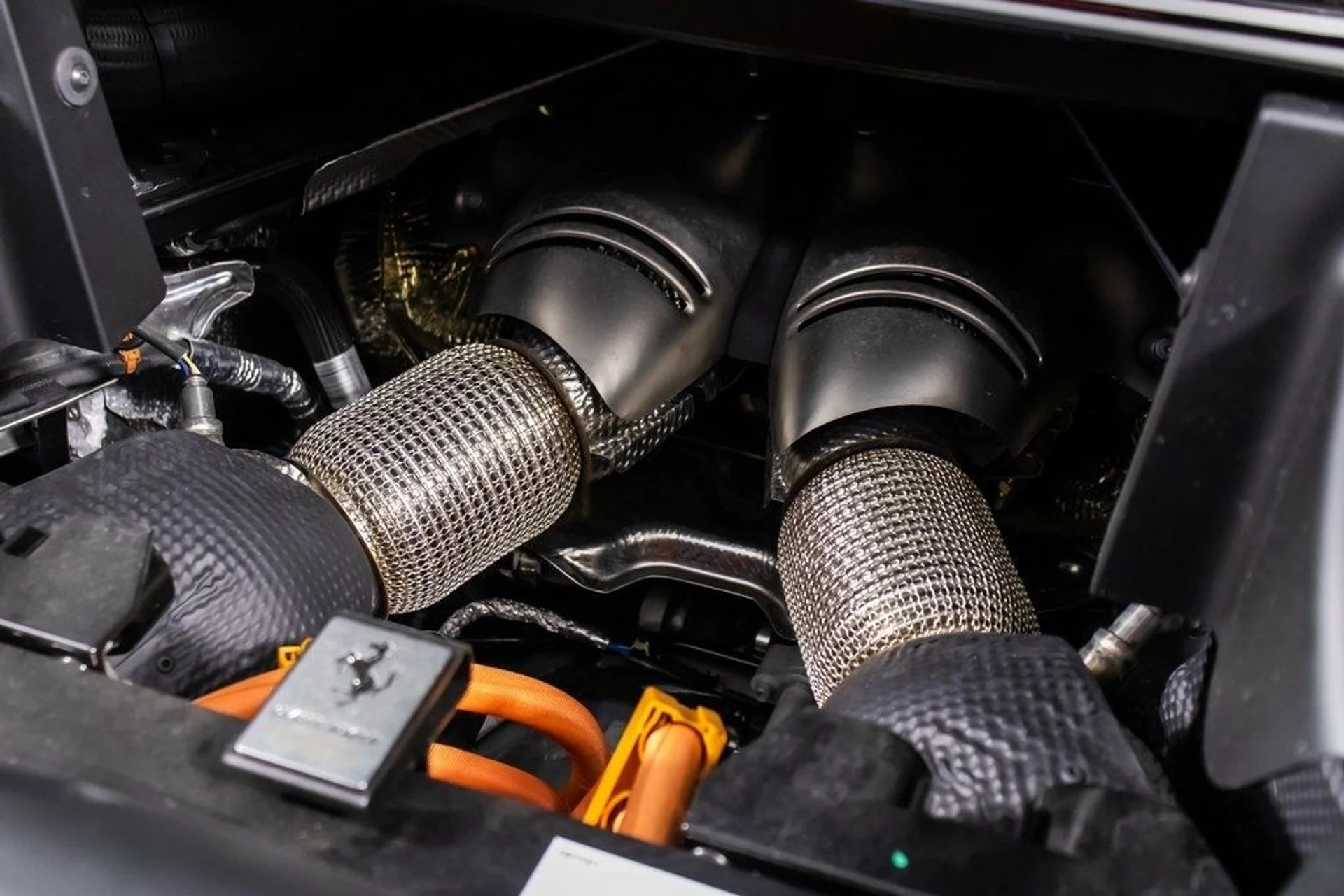 mph058_2398006049_1124b8e66b19315d0265d22afa278269x_9f7ef207e4