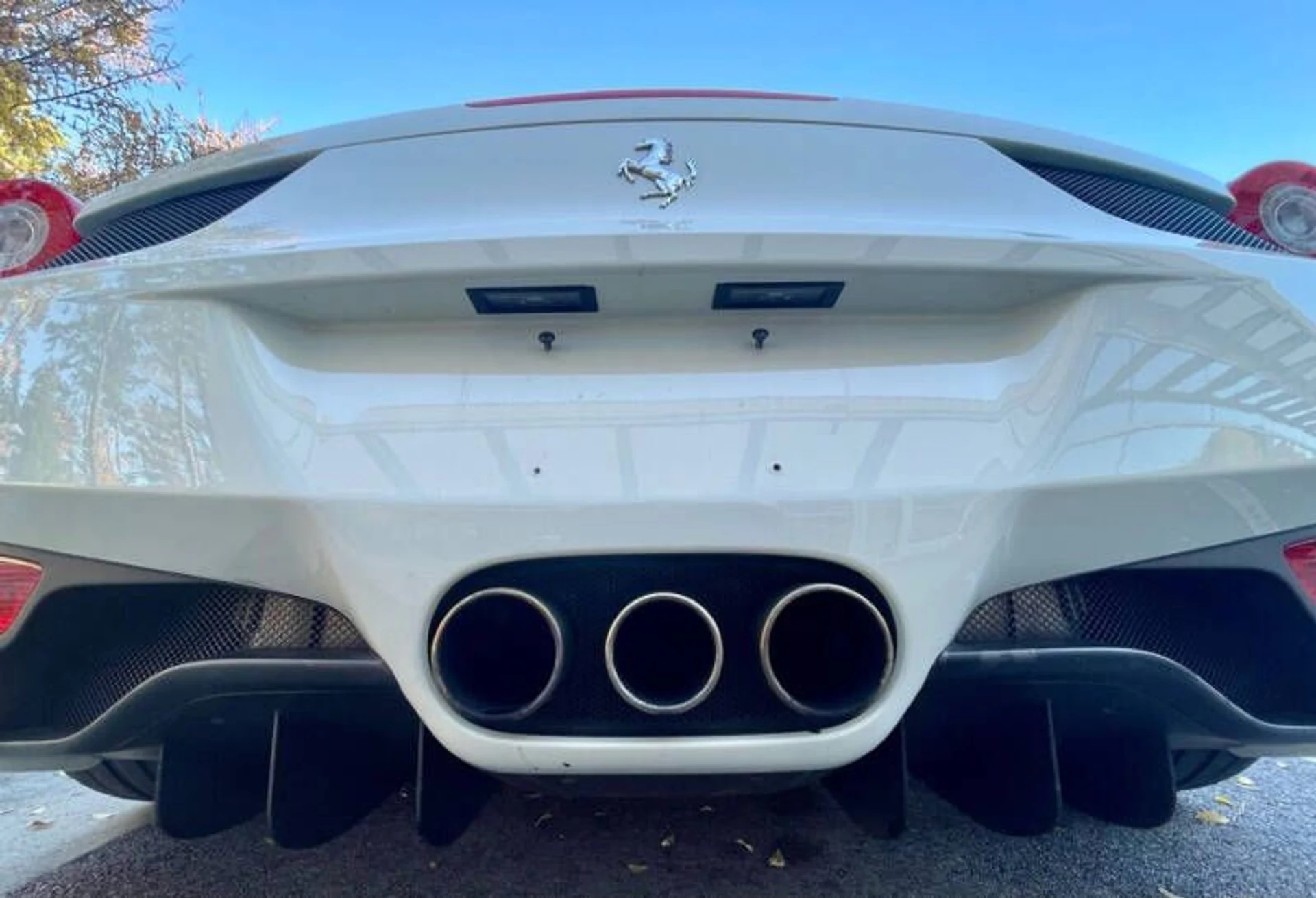 mph058_2418382681_2013_ferrari_458_spider_base_2dr_convertible_795170a674