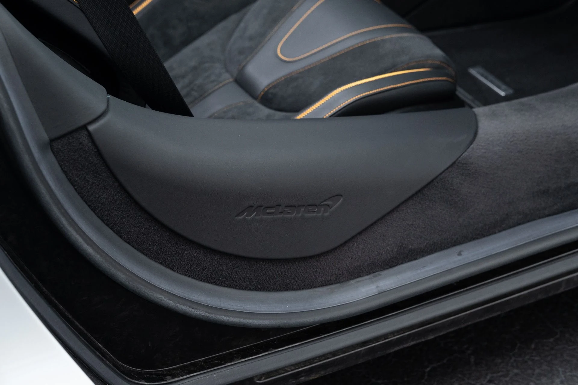 mph058_2420654287_Used_2022_Mc_Laren_720_S_Spider_Performance_1776703279_1ad1408064