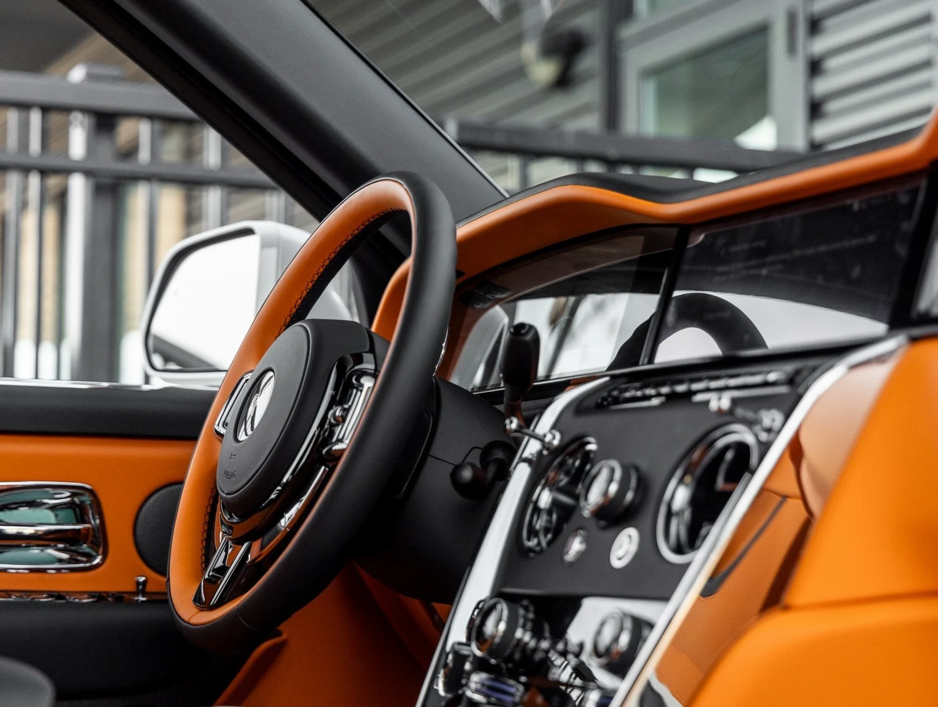 mph058_242201758_59_546d2010ea