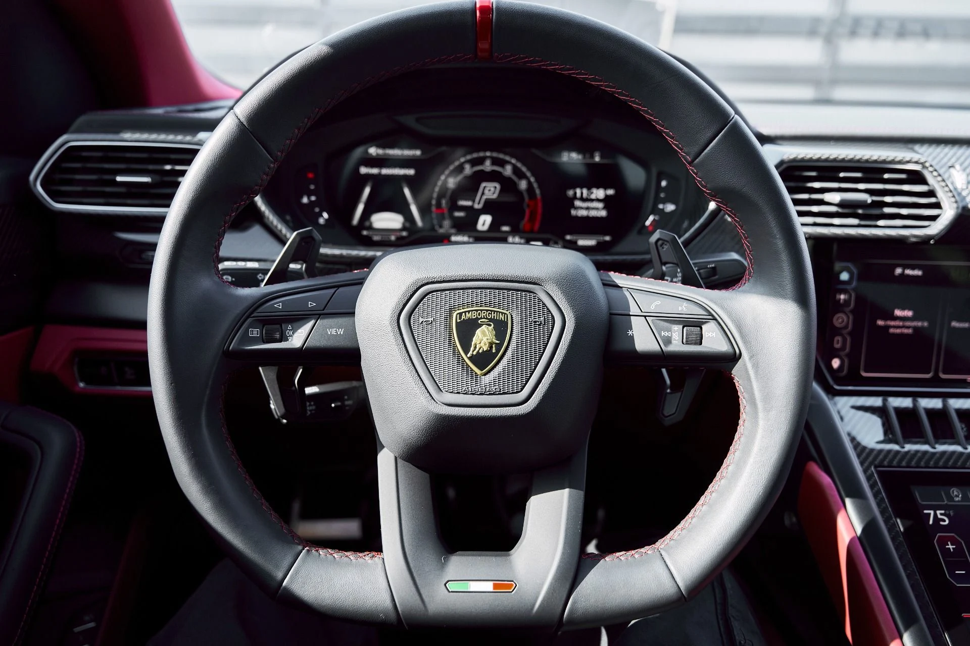 mph058_2437295247_Used_2024_Lamborghini_Urus_S_1769733317_bb1fd967c3