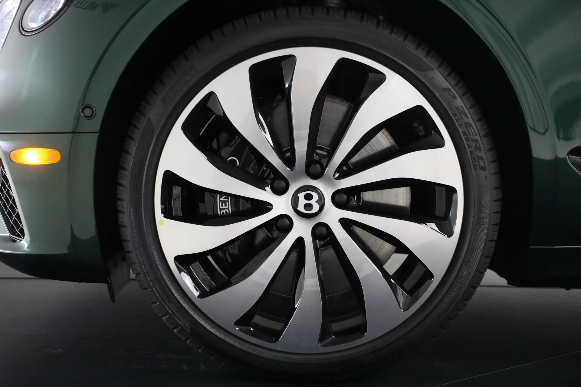 mph058_2446885465_New_2024_Bentley_Continental_GTC_Edition_8_a9425cc737