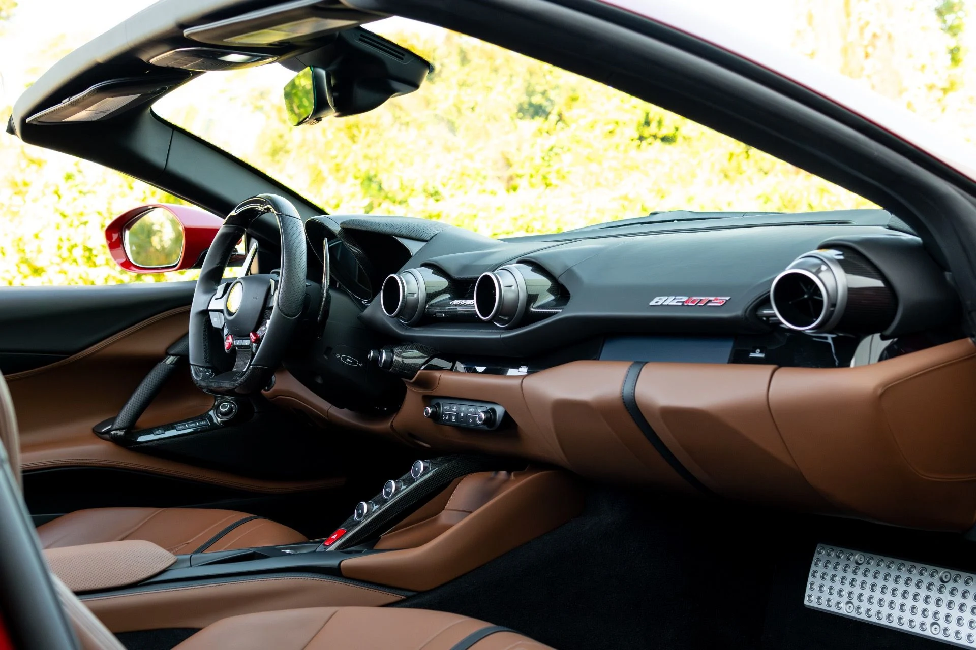 mph058_2452052776_Used_2023_Ferrari_812_GTS_1767886631_efd46cf89d