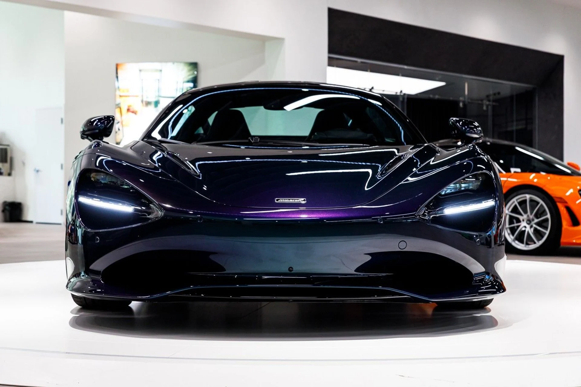 mph058_2459220527_646_p59_l_4213a44f1c