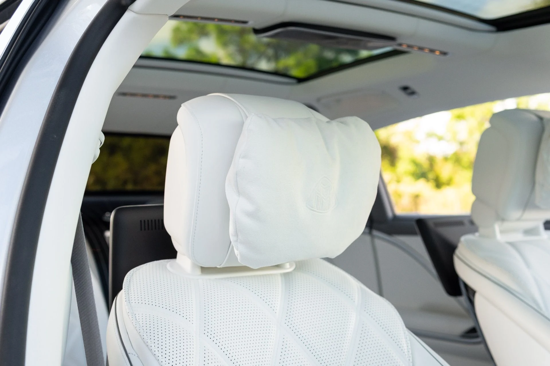 mph058_2491460271_Used_2022_Mercedes_Benz_S_Class_Mercedes_Maybach_S_580_4_MATIC_1769453408_8a75cff8cf