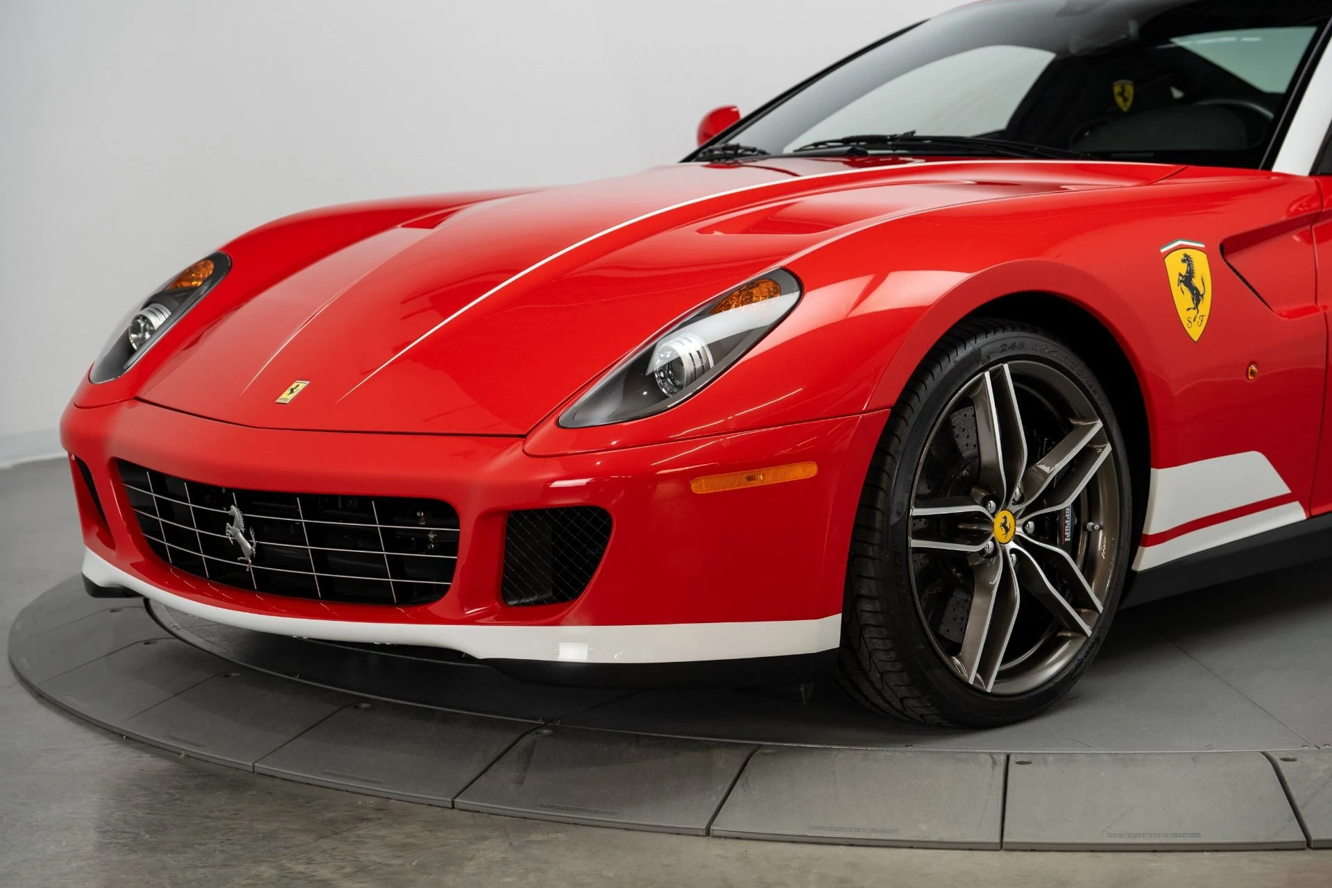 mph058_250782637_Used_2011_Ferrari_599_GTB_Fiorano_60_F1_Alonso_Edition_1773860186_19792f7029