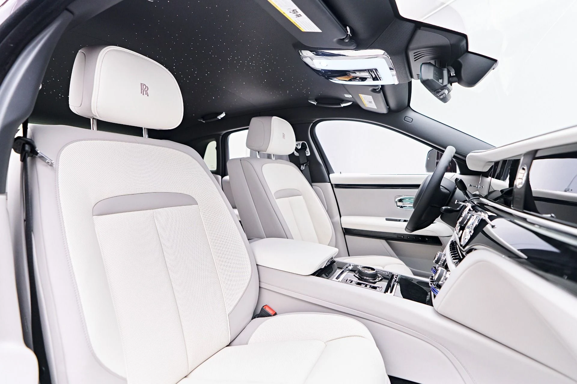 mph058_2520030181_Used_2024_Rolls_Royce_Ghost_Base_1752169894_cfd78a5186