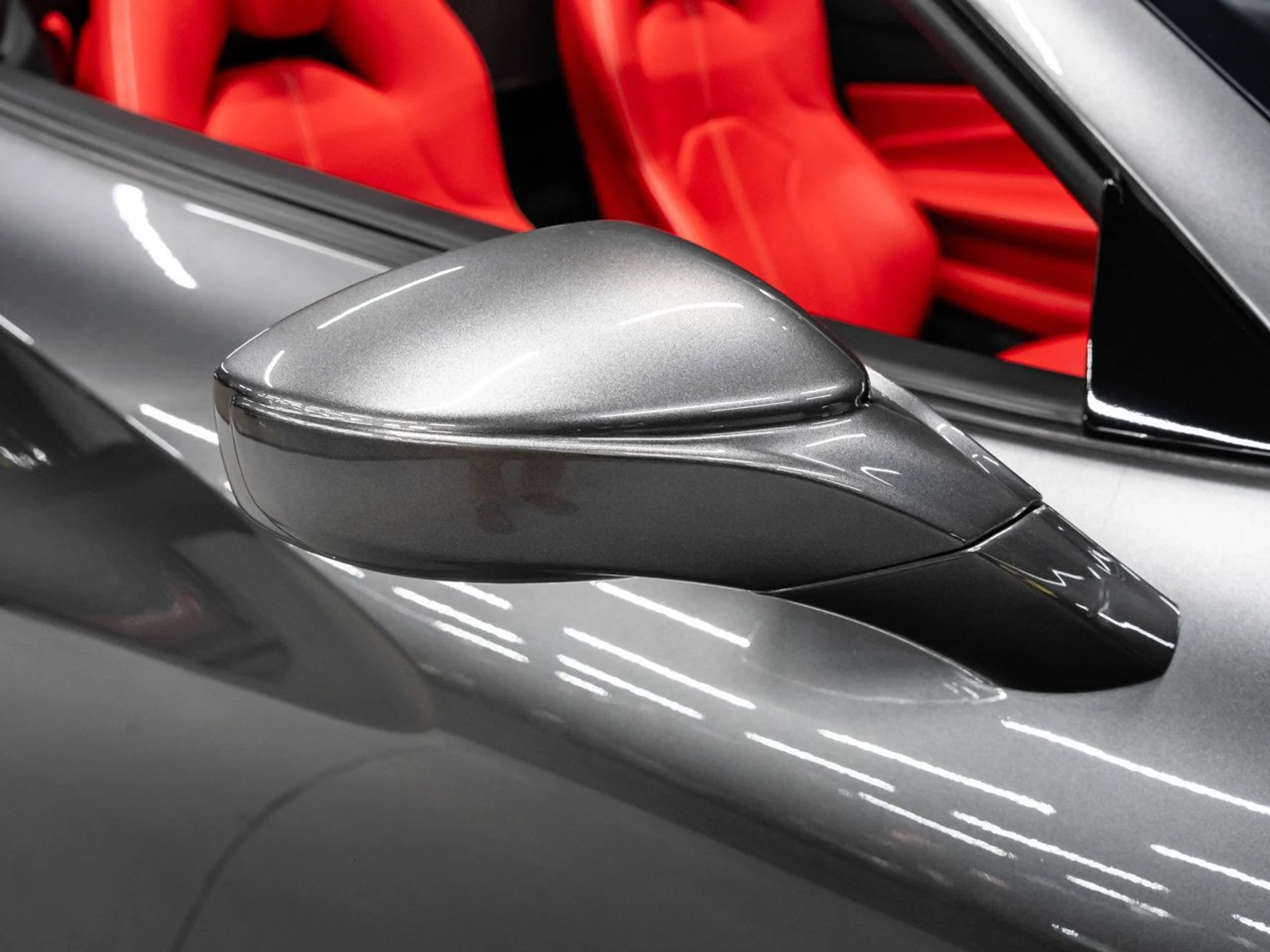 mph058_2525922911_ferrari_f8_spider_2021_bccc943848