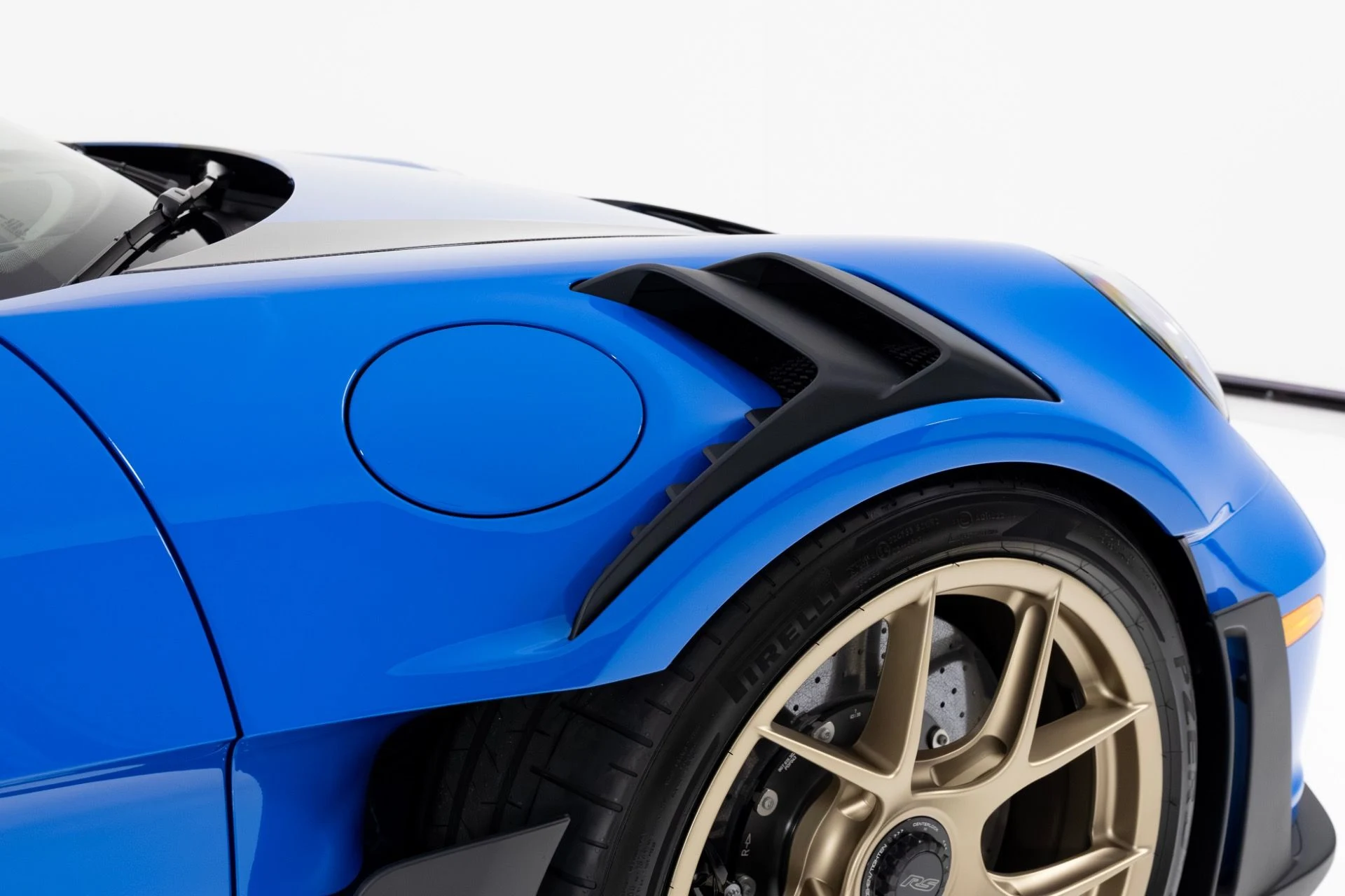 mph058_2527741330_Used_2025_Porsche_911_GT_3_RS_1765482760_2112d78d97