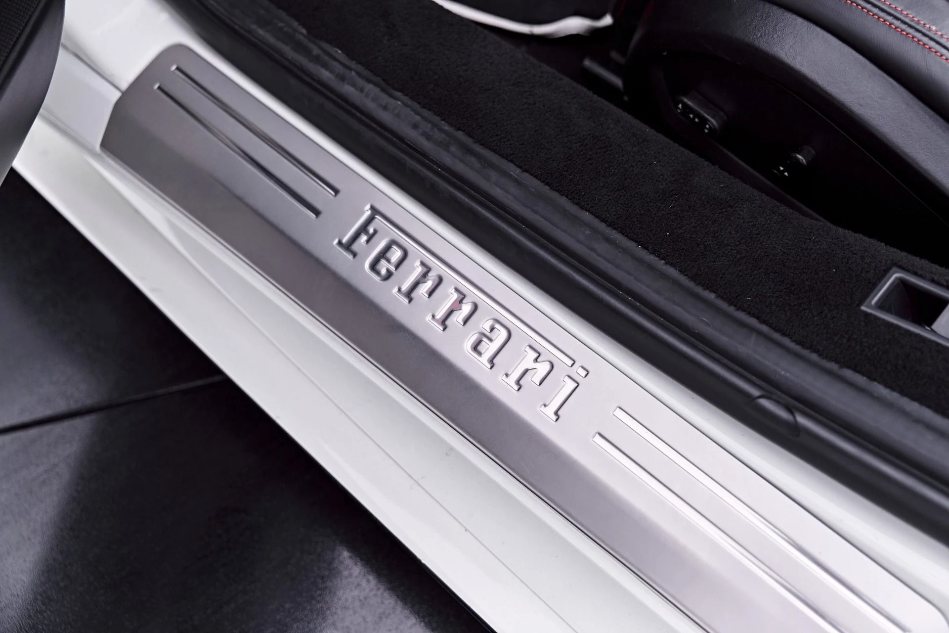 mph058_2530640419_Used_2014_Ferrari_458_Spider_Base_1781828259_8e2959d743