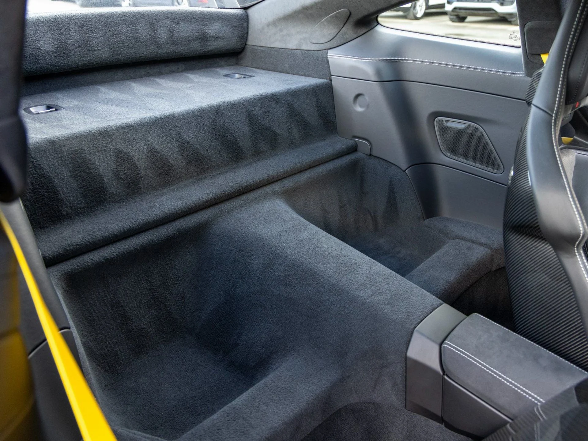 mph058_2562805529_59_636f221f6d