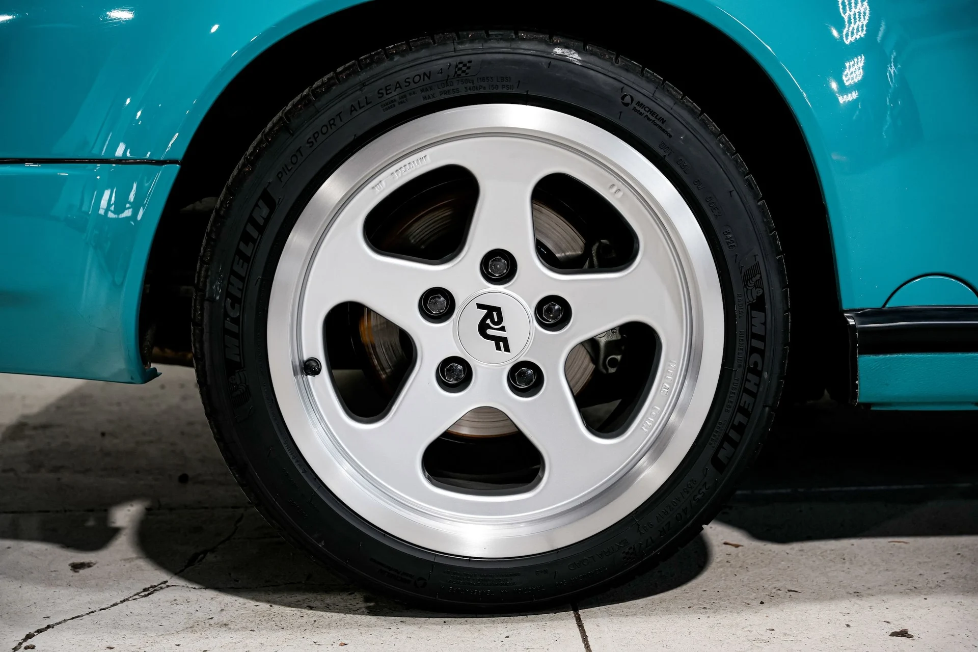 mph058_2580851147_72abb70dde205504b0f8fd374ab99ee7x_e15fc235a8