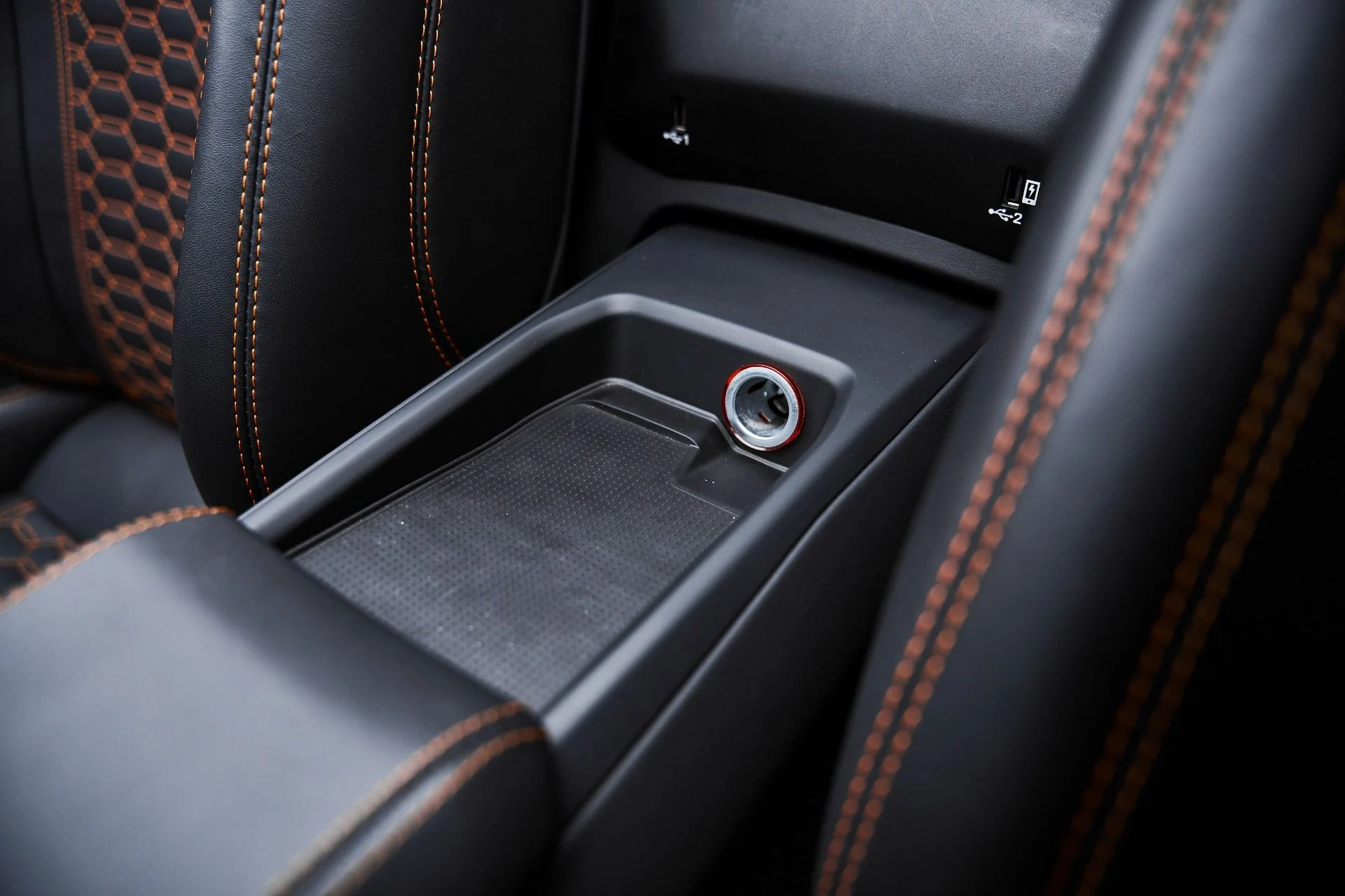 mph058_2589595110_Used_2023_Lamborghini_Huracan_EVO_Base_1775006729_21674ba545