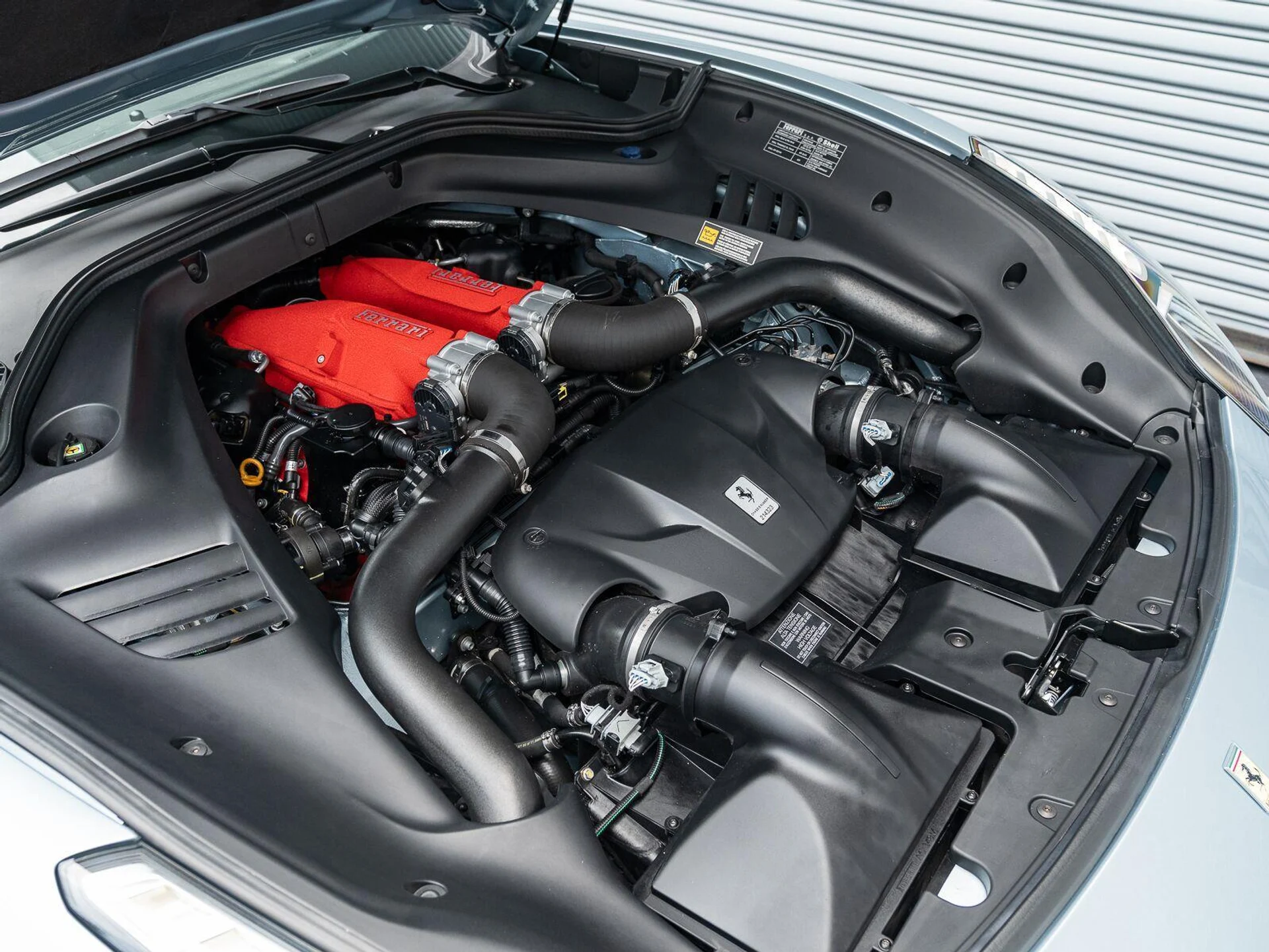 mph058_2605709871_Used_2016_Ferrari_California_T_1785949682_aab98dfbea
