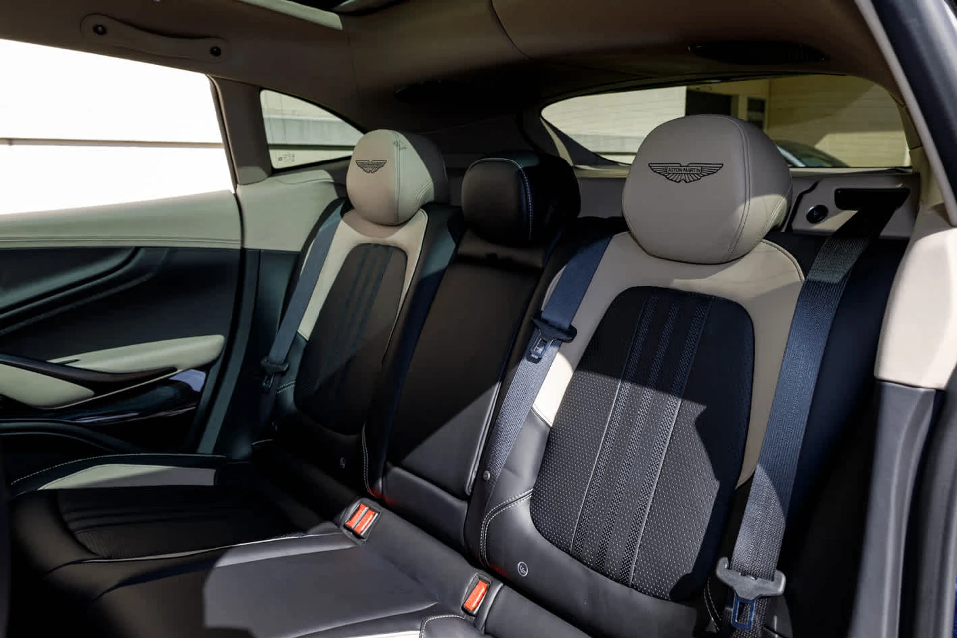 mph058_2608381489_59_a168244cf0