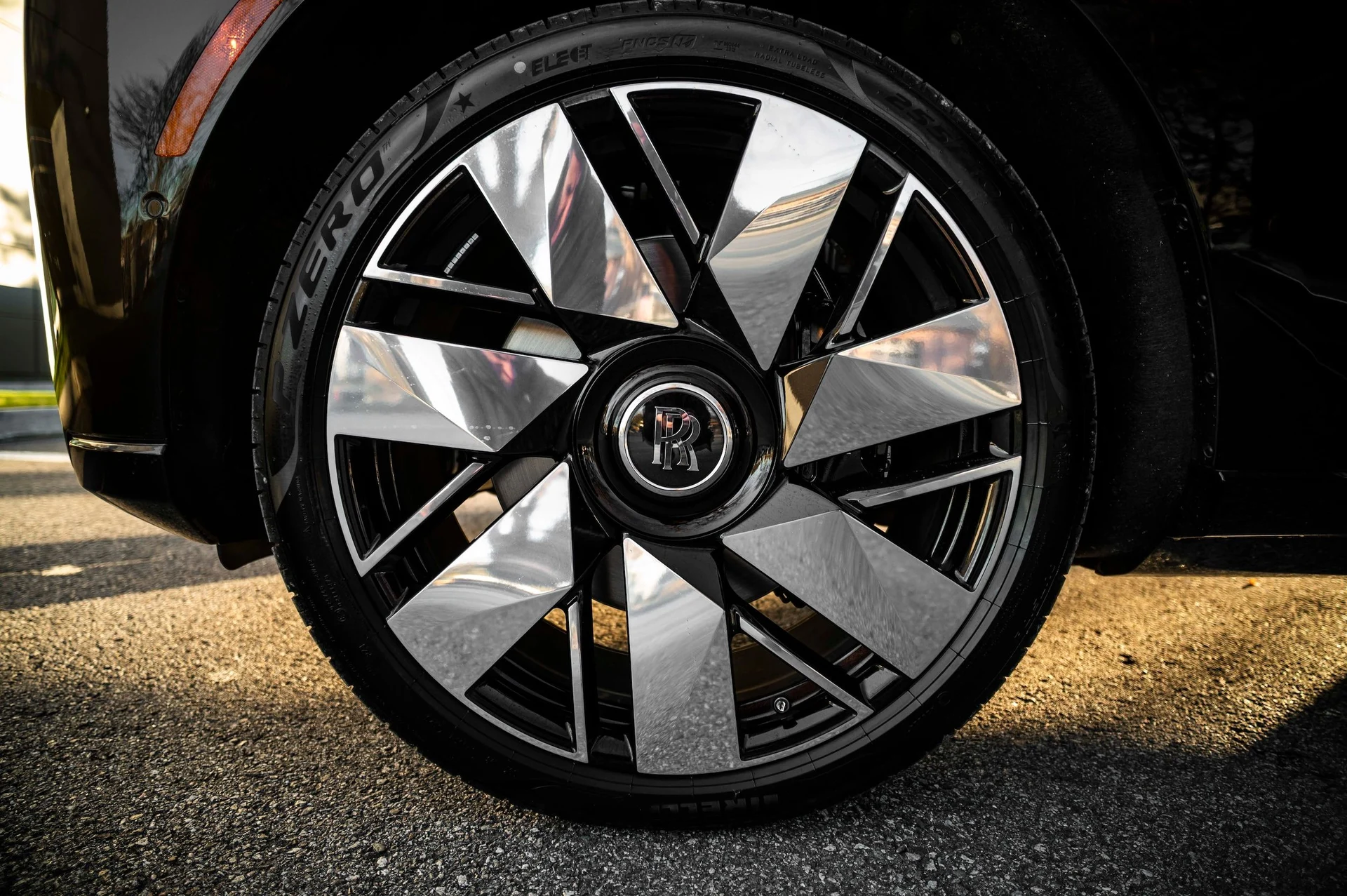 mph058_2656860223_57e7e39bfaa54dee96b55528b9a6af2a_1548173106