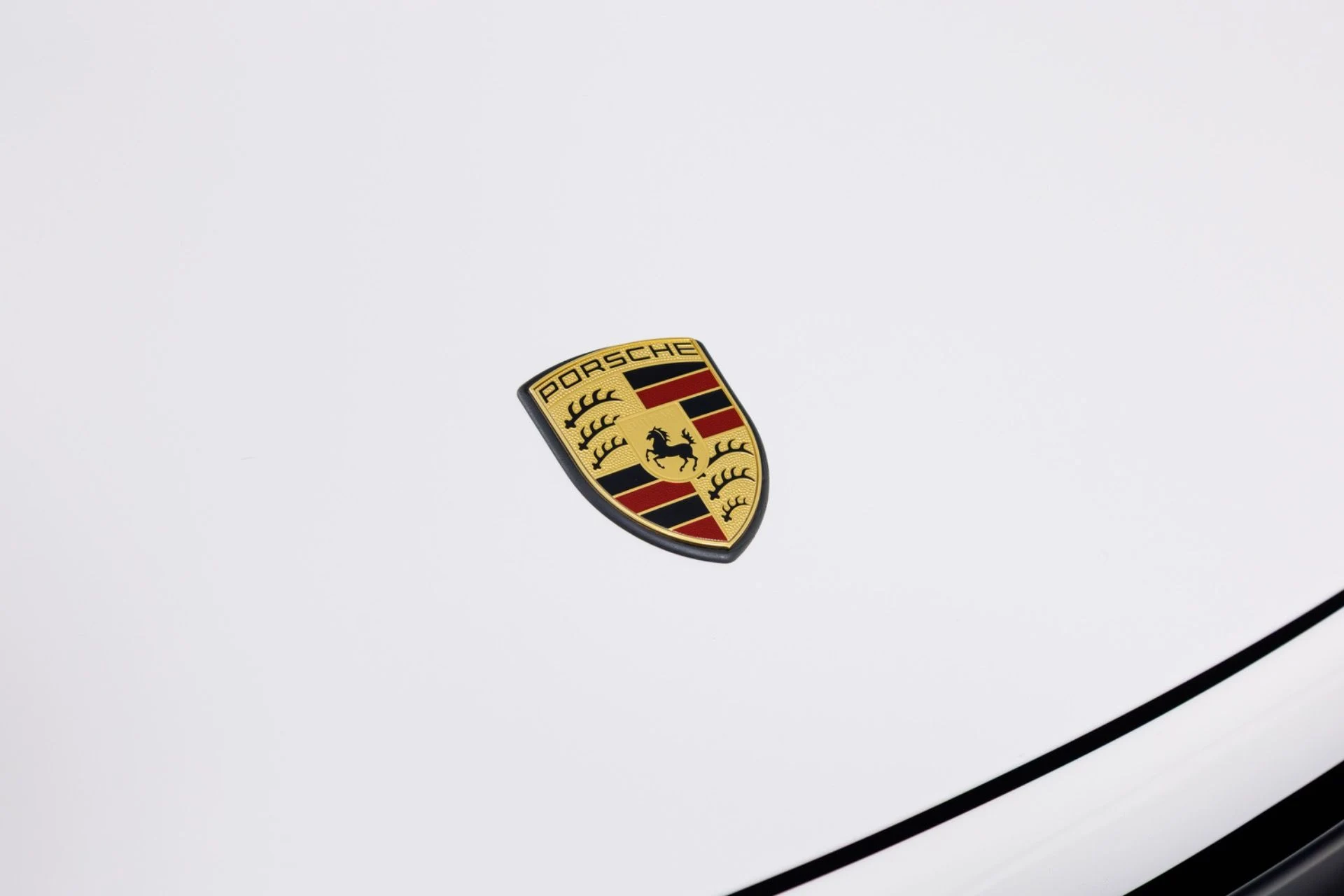 mph058_2677471600_Used_2008_Porsche_911_GT_2_1773330769_8c43489caa