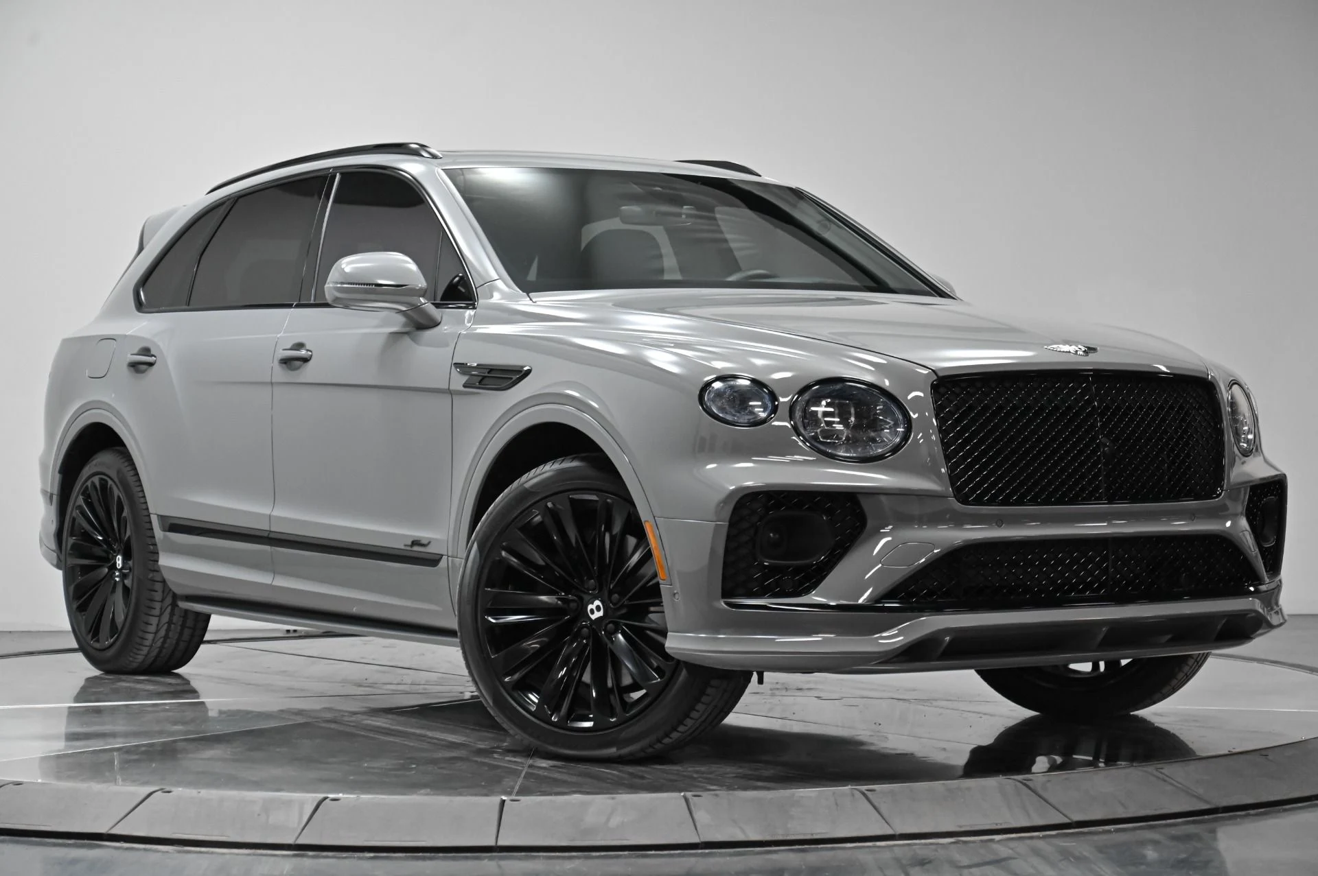 mph058_2720396267_Used_2022_Bentley_Bentayga_Speed_1758039444_53d0c34852