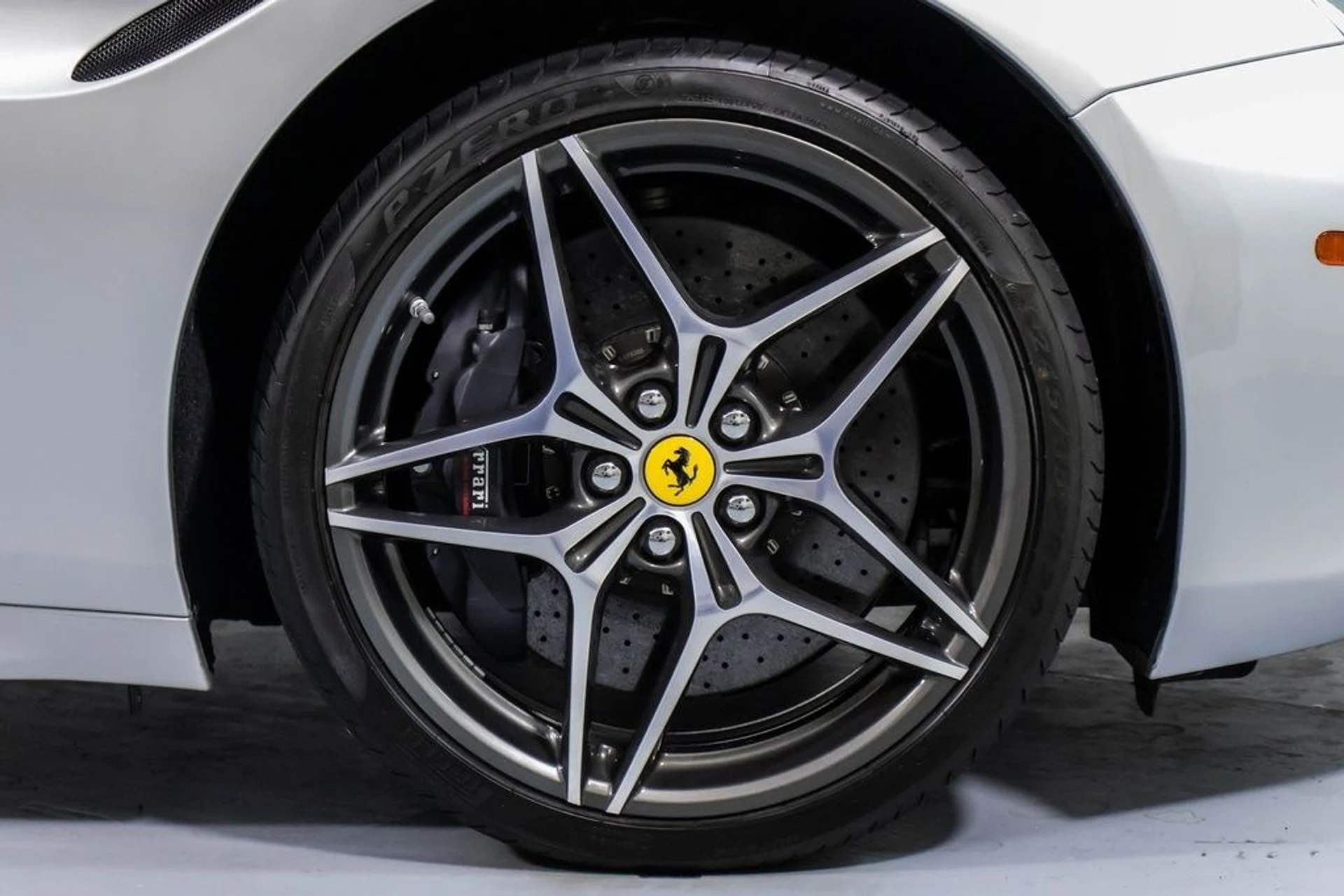 mph058_2729715380_0a090a112785fd3c87987f43b5d6a546x_d785a210a6