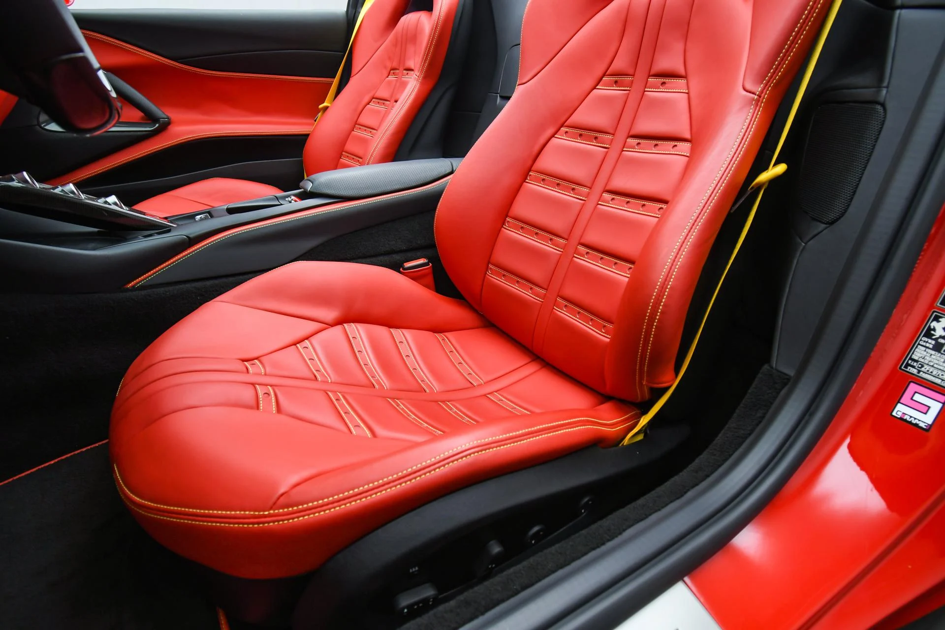 mph058_2731254860_Used_2021_Ferrari_812_GTS_1753257513_67b5cc5248