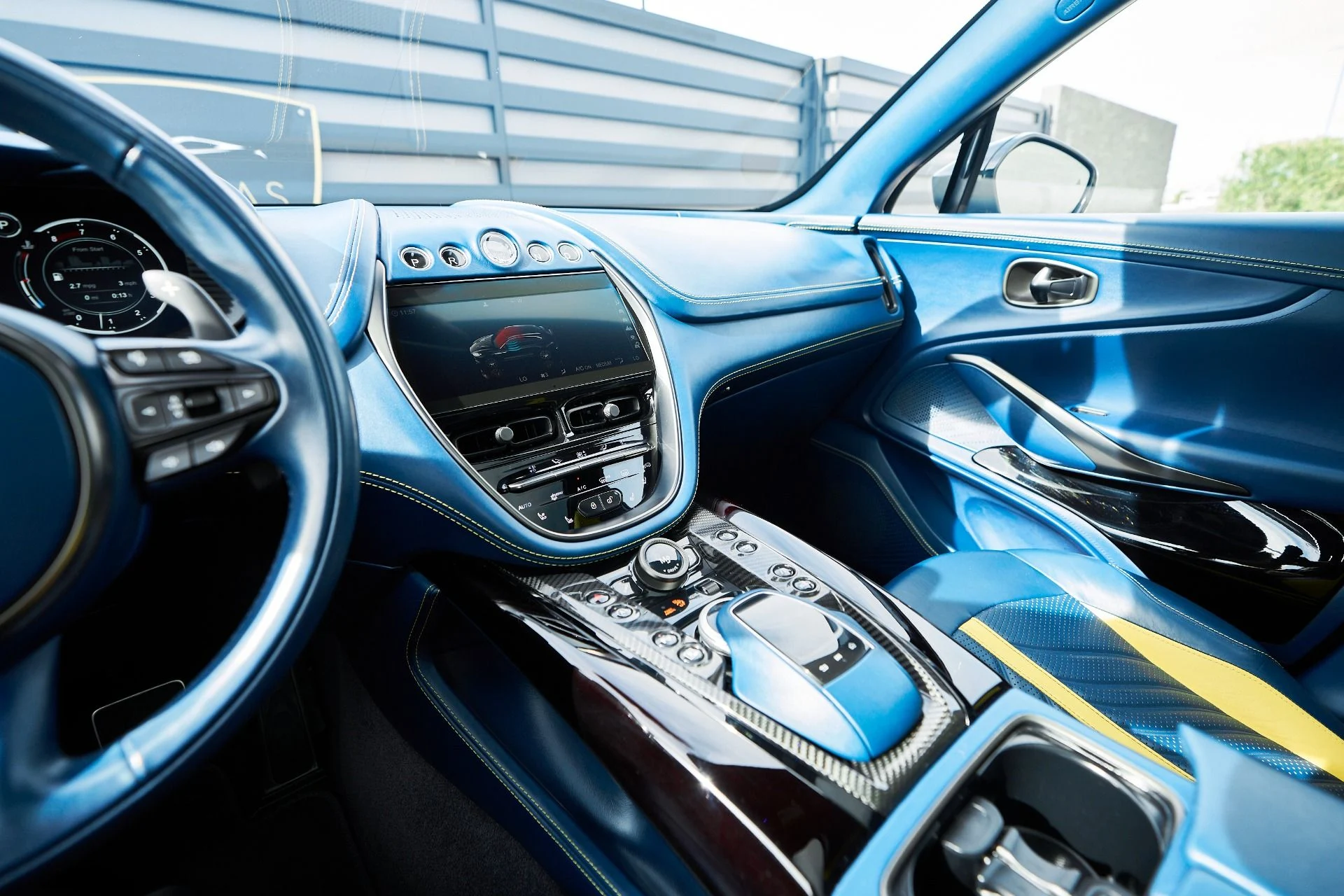 mph058_2738347887_Used_2023_Aston_Martin_DBX_707_1762900410_b5209045a5