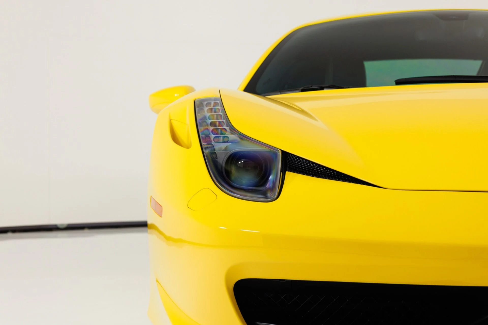 mph058_2743671177_Used_2011_Ferrari_458_Italia_1779137280_05001de303