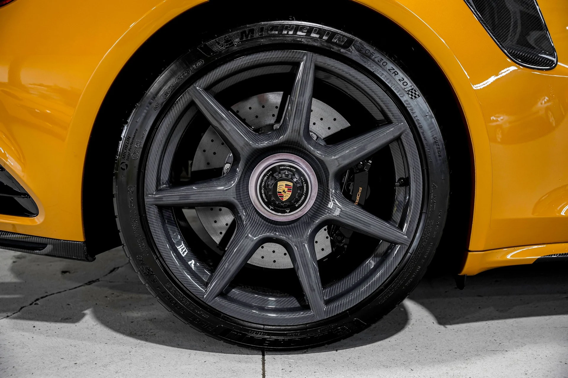 mph058_2892679429_703a918b6788dee4f7e22f158f57c47bx_79f721fb2c