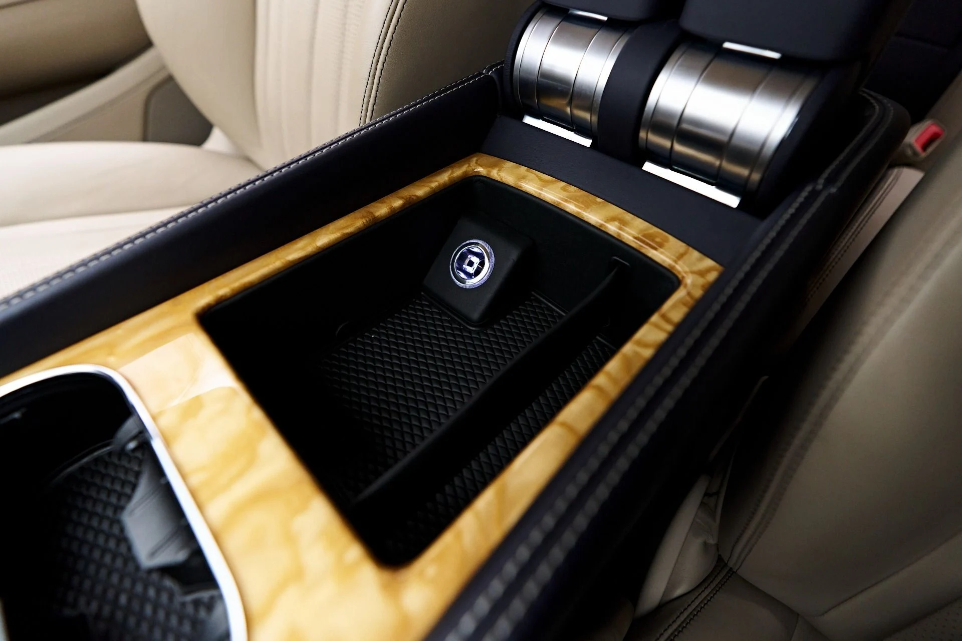 mph058_2897632643_Used_2015_Bentley_Continental_GT_V8_S_1756433039_61775b93c8