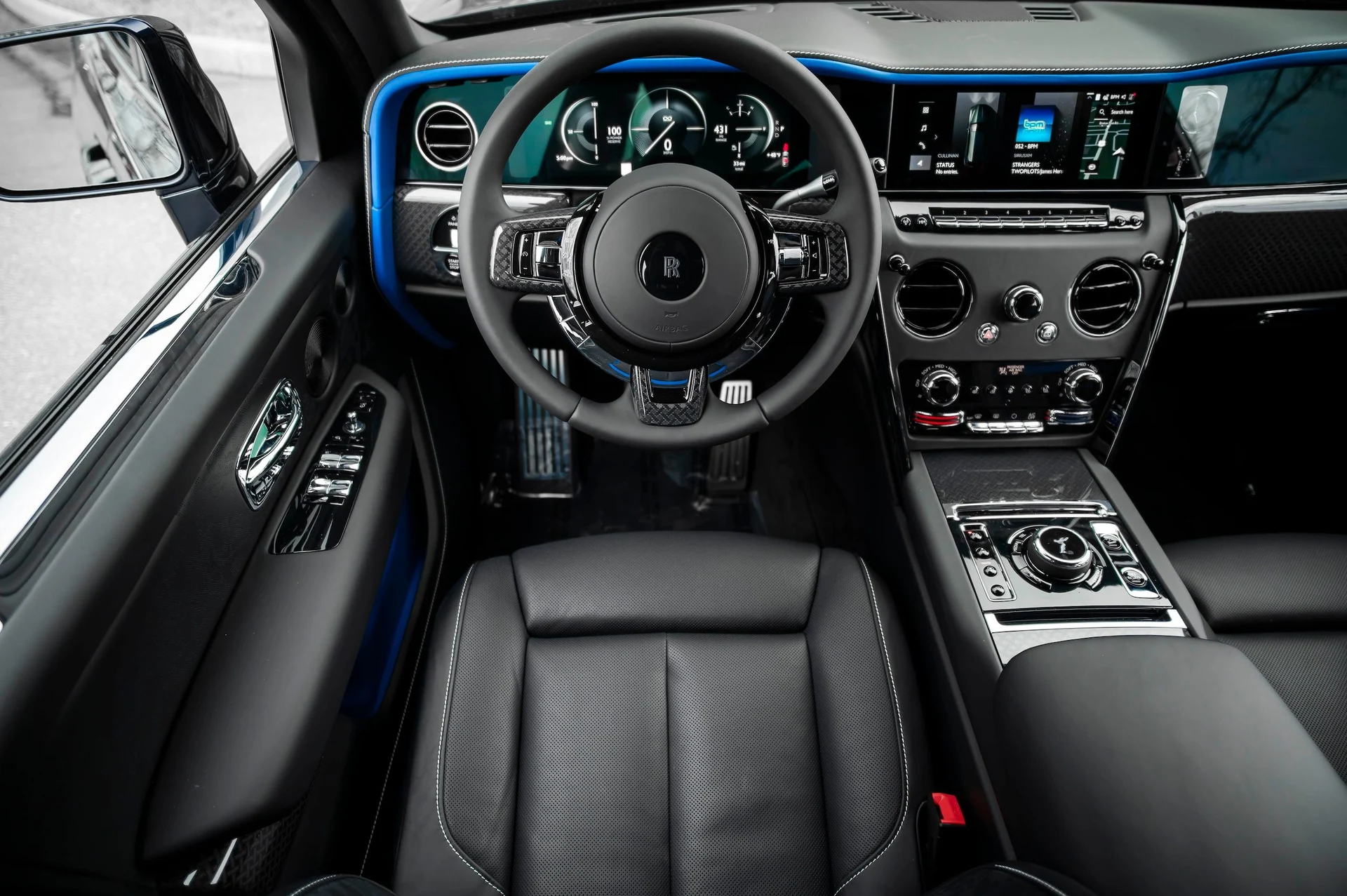 mph058_2930998397_cc05e53d394a477d89a93f321d0d0e57_73eb73415a