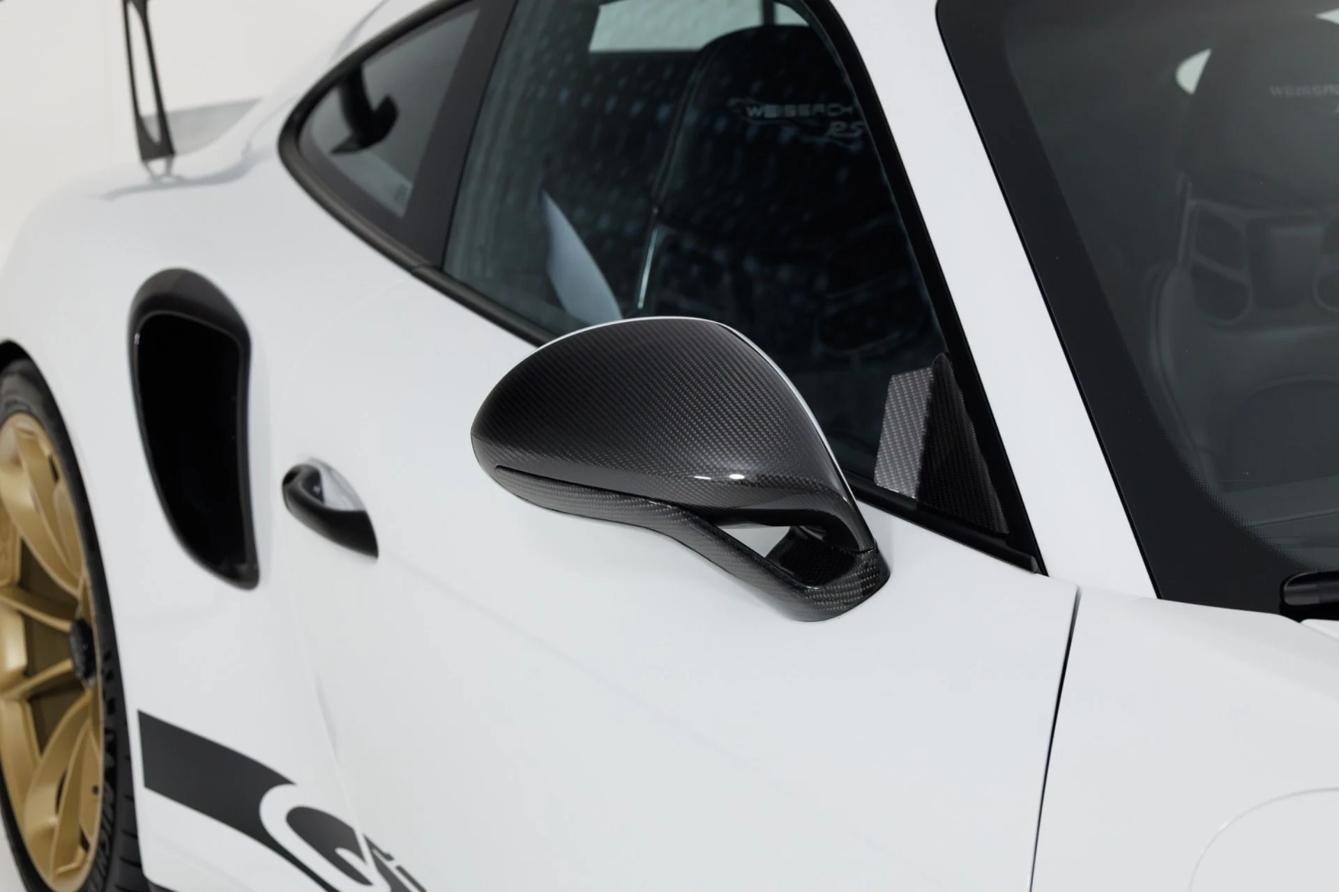 mph058_301316162_Used_2019_Porsche_911_GT_3_RS_1774651739_2dc8db353a