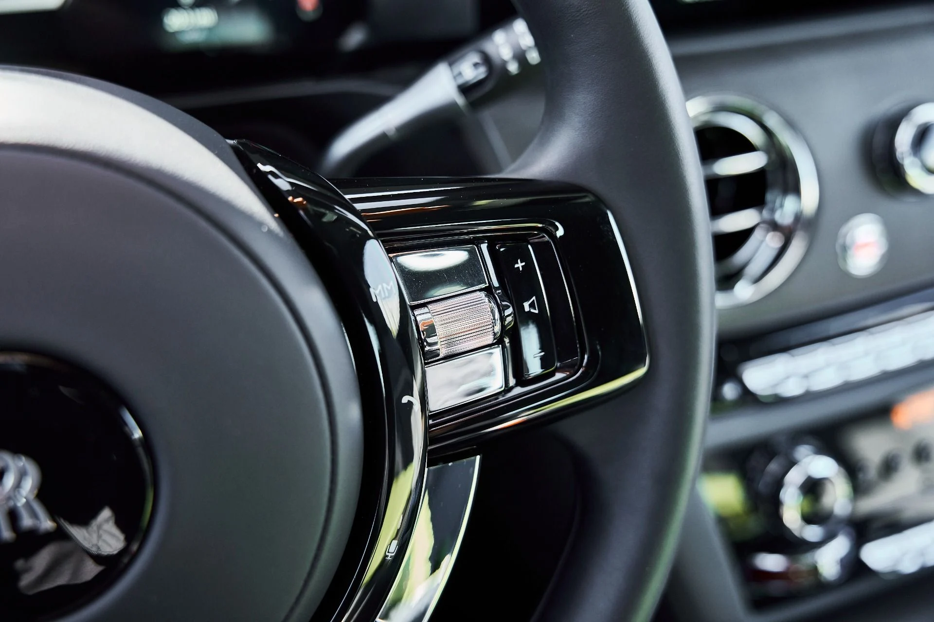 mph058_302975807_Used_2024_Rolls_Royce_Spectre_Mansory_1776840124_6b15e832af