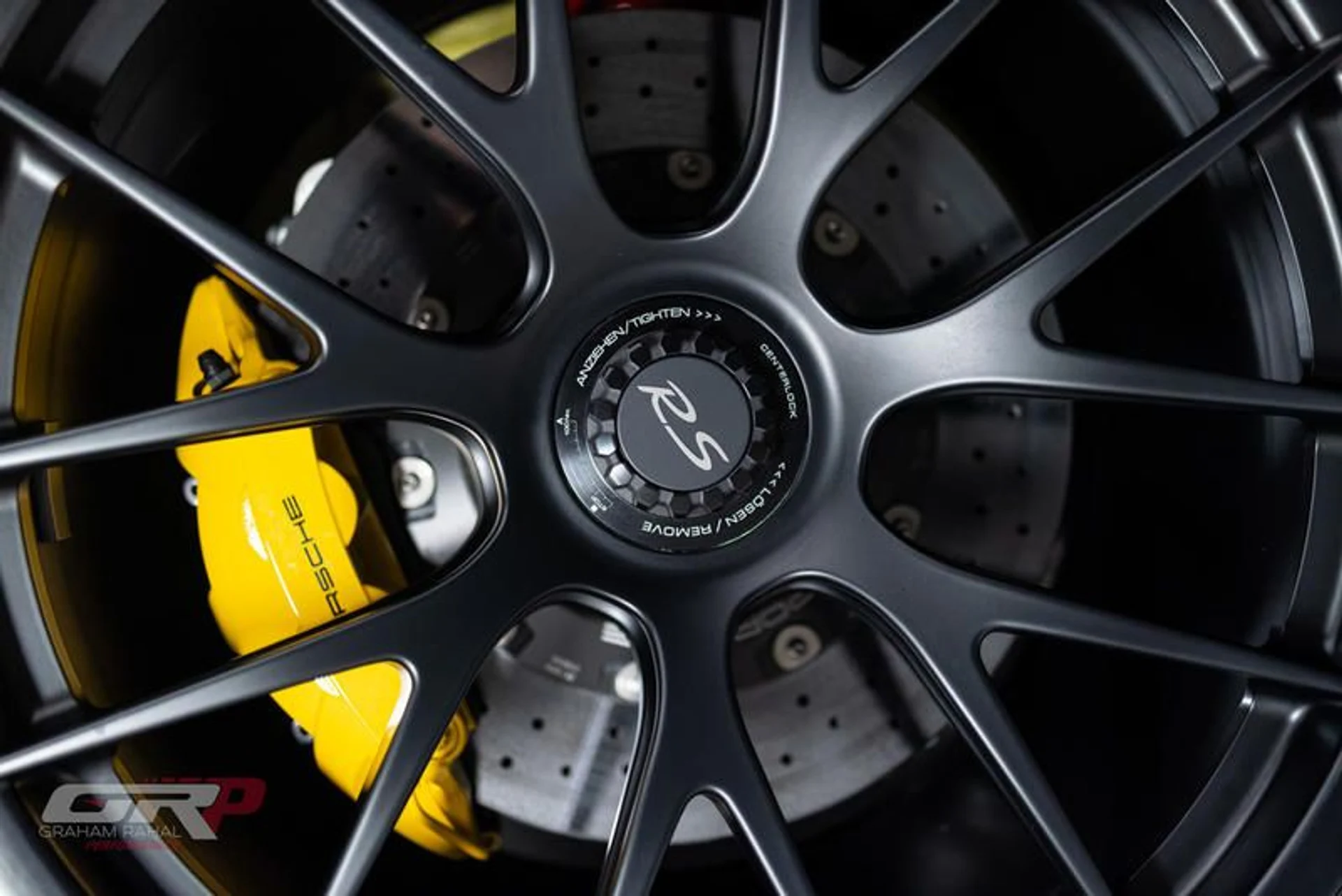 mph058_3041084882_D22_D0_C9_C_A306_41_BD_9_E94_D87_ED_2_FA_1_CA_1_0c2548fd1f