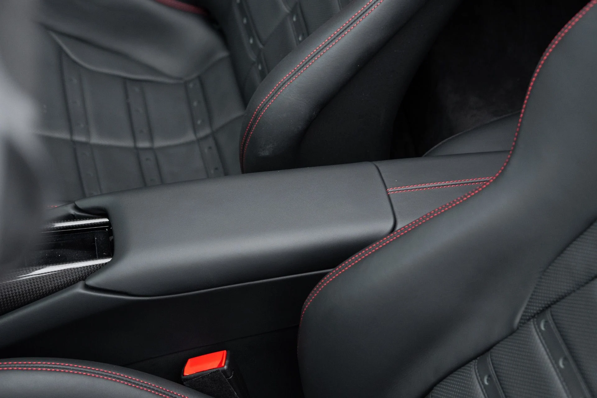 mph058_3042110130_Used_2024_Ferrari_296_GTS_1776982815_f027cf4c9e