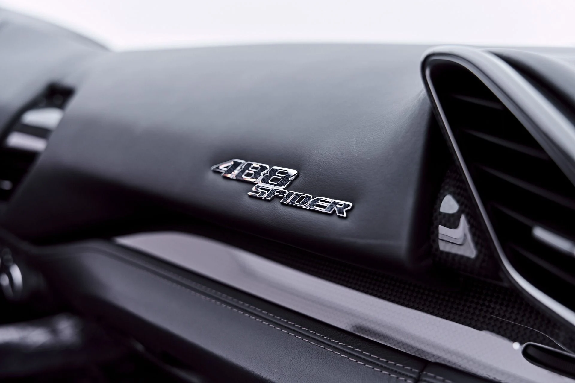 mph058_3045352114_Used_2019_Ferrari_488_Spider_Base_1782196570_f225f8cf29