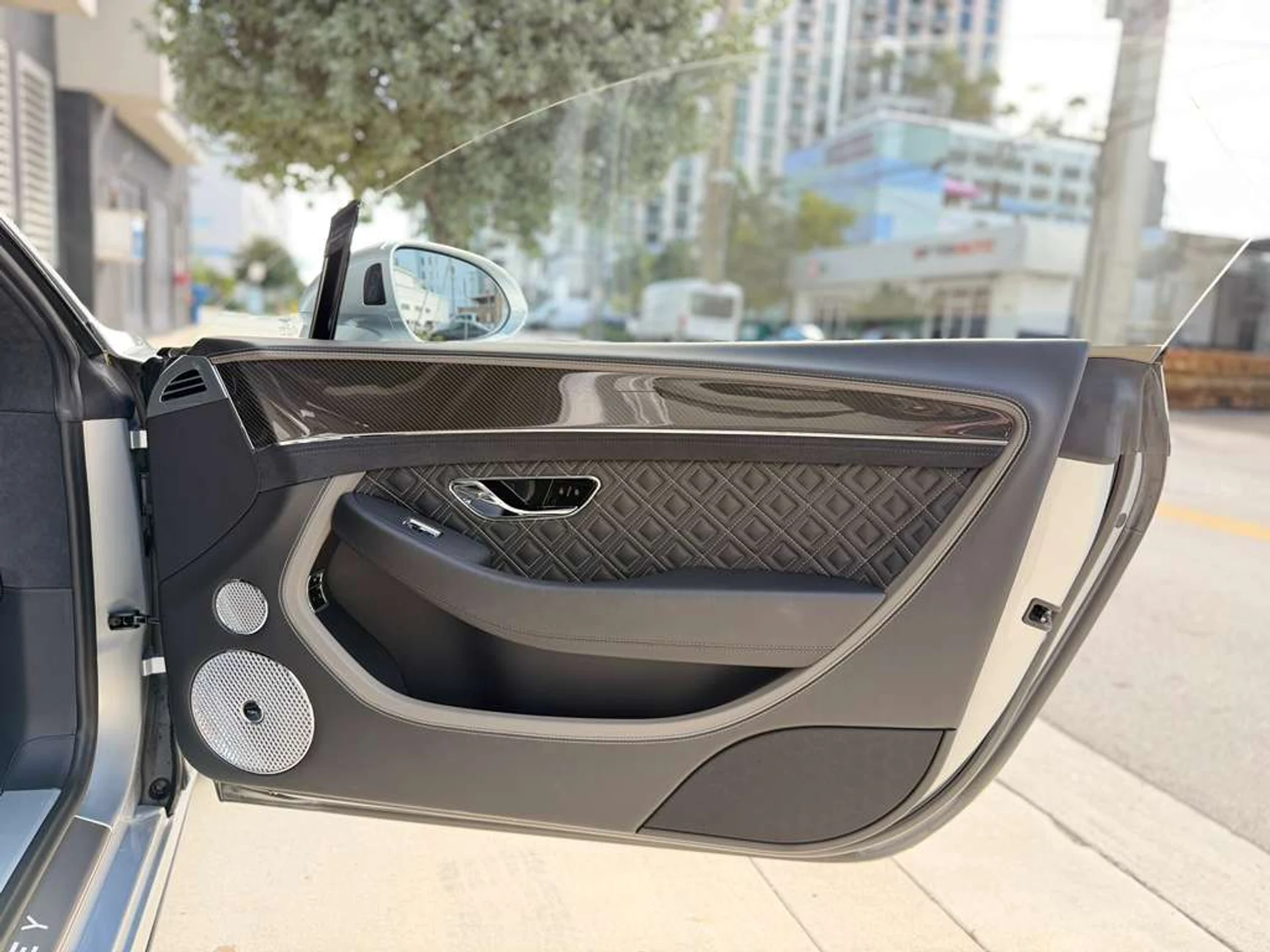 mph058_3079687628_Whats_App_Image_2025_12_17_at_5_40_16_PM_1_adae8967c8