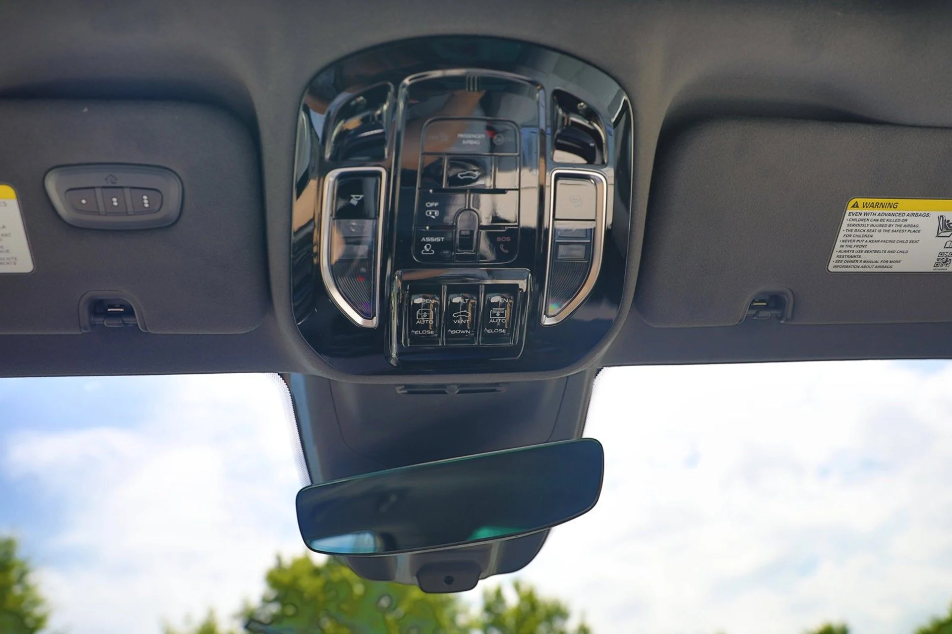 mph058_3107981723_be3dcba339dd4849a7ab0870f1757411_1ff2d9ad80