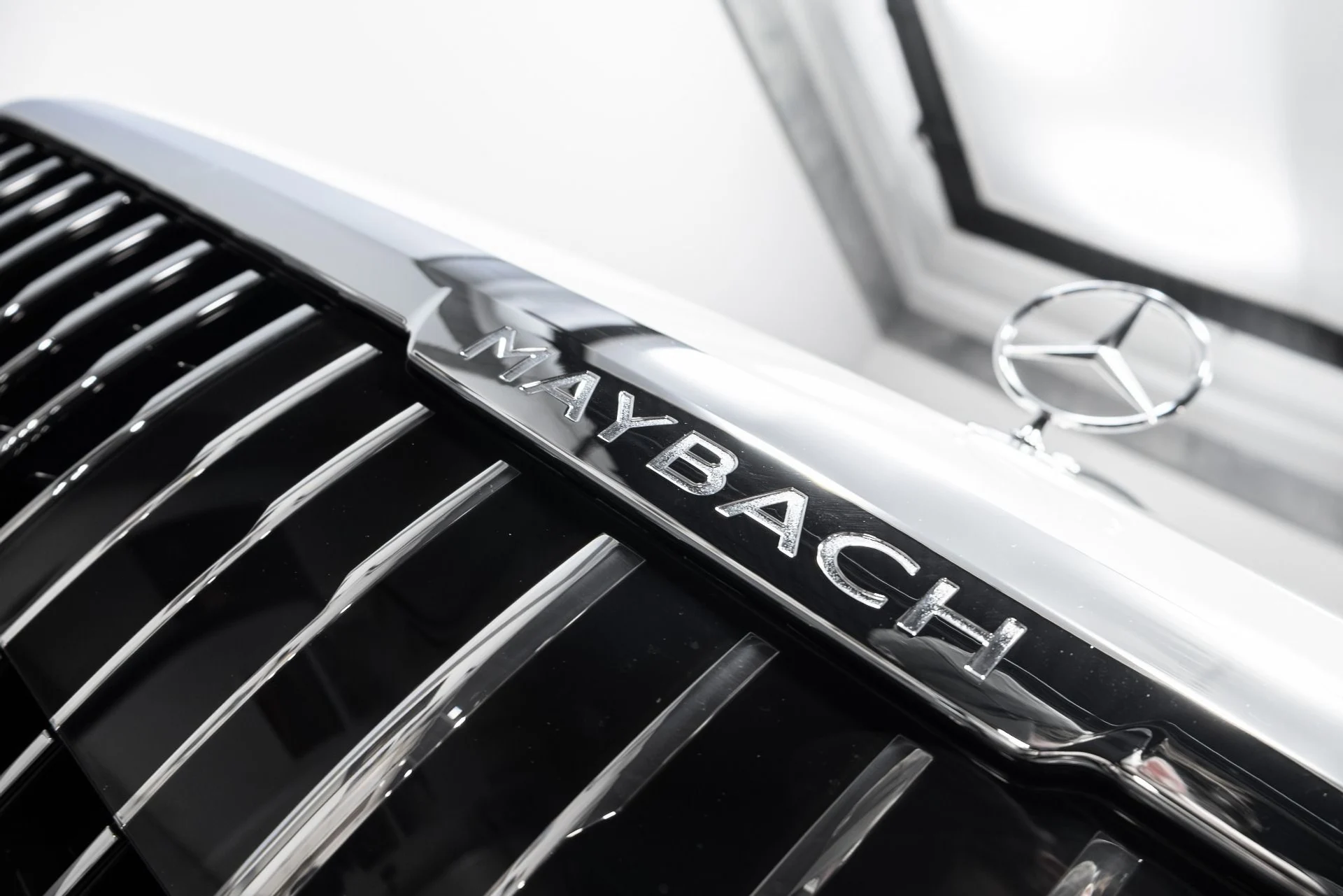 mph058_3204450094_Used_2024_Mercedes_Benz_S_Class_Maybach_S_680_4_MATIC_1766187081_9ee052c635