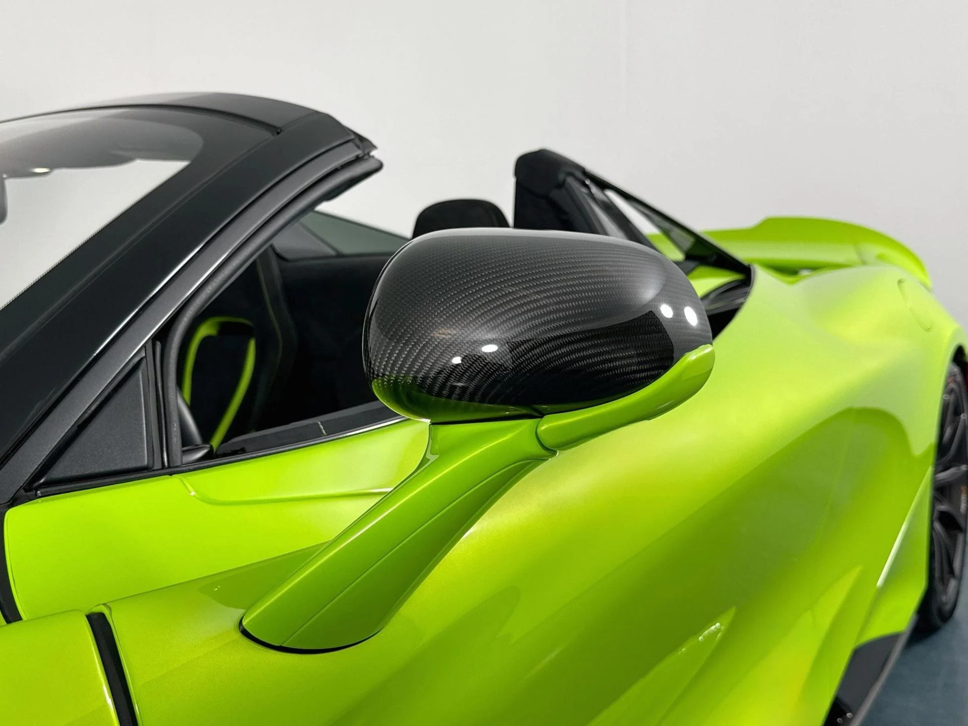 mph058_3205630268_Used_2022_Mc_Laren_765_LT_Spider_1789410116_c5091d5a0e