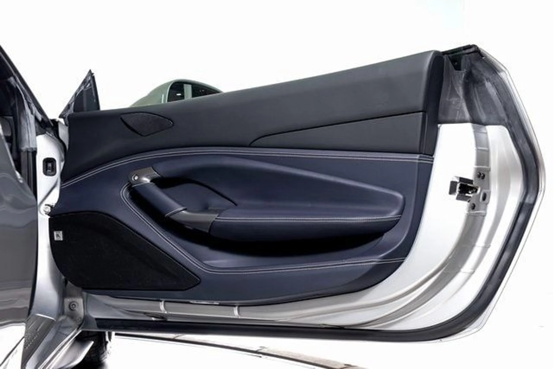 mph058_320765324_133137129238c72fe0f75e2b7a4595e3x_98ebb6f064