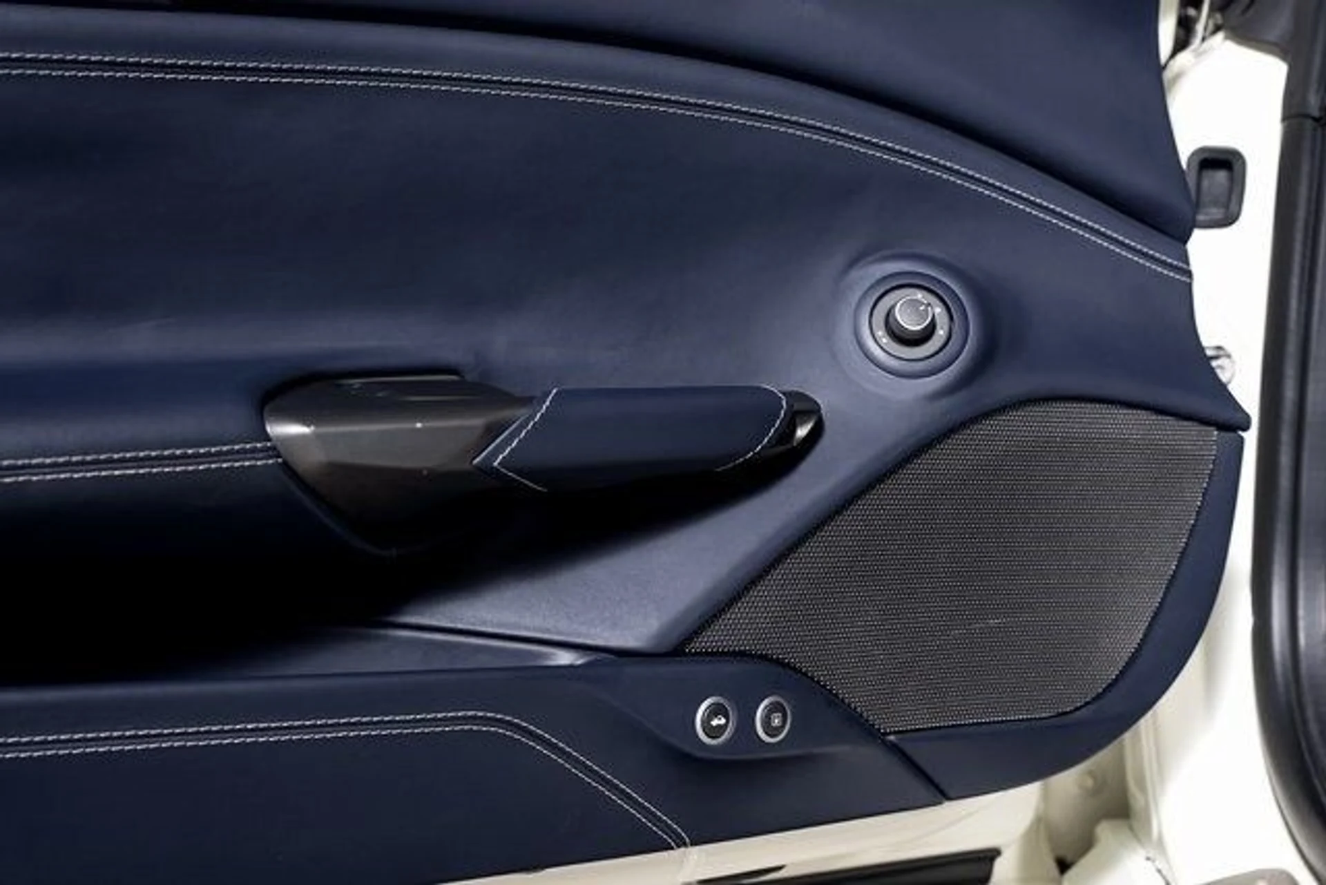 mph058_3243961102_ad55ec011901be888ecbf1cb73293b1bx_b2a5d2605b