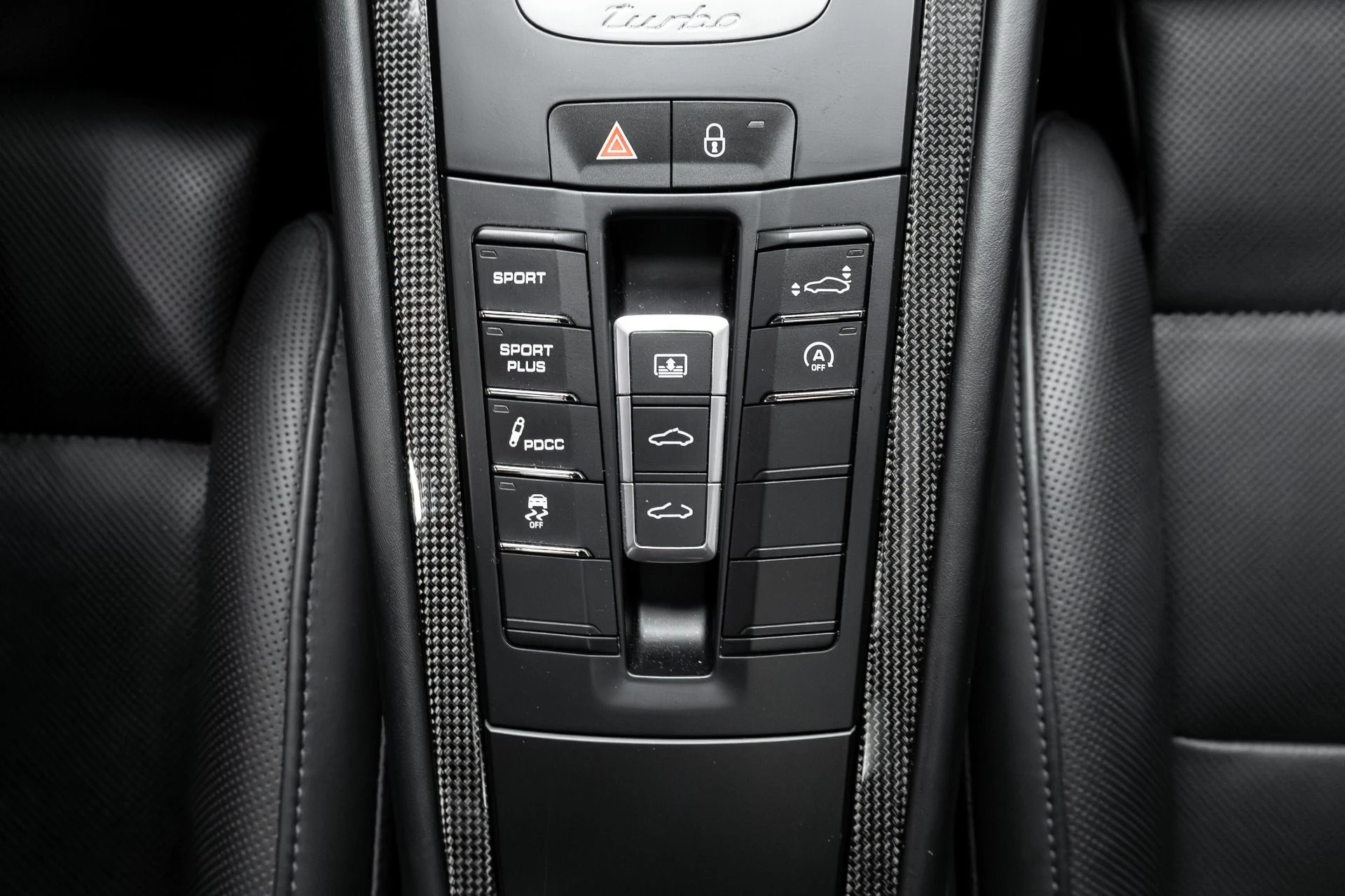 mph058_3256217736_Used_2015_Porsche_911_Turbo_S_1761834686_6dbf401fe0