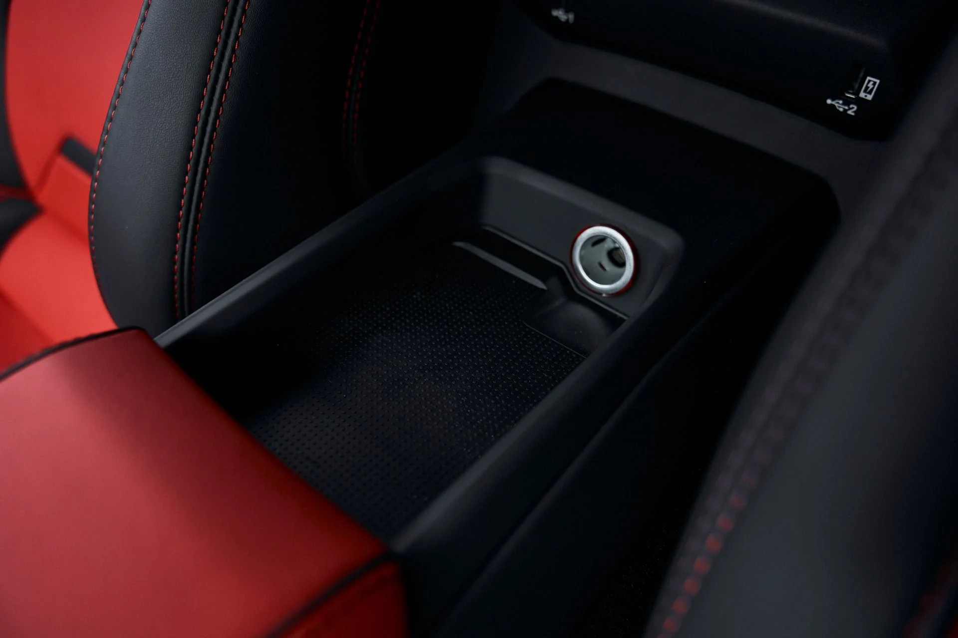 mph058_3270601410_Used_2023_Lamborghini_Huracan_EVO_Base_1769049101_6ccc0cfd21