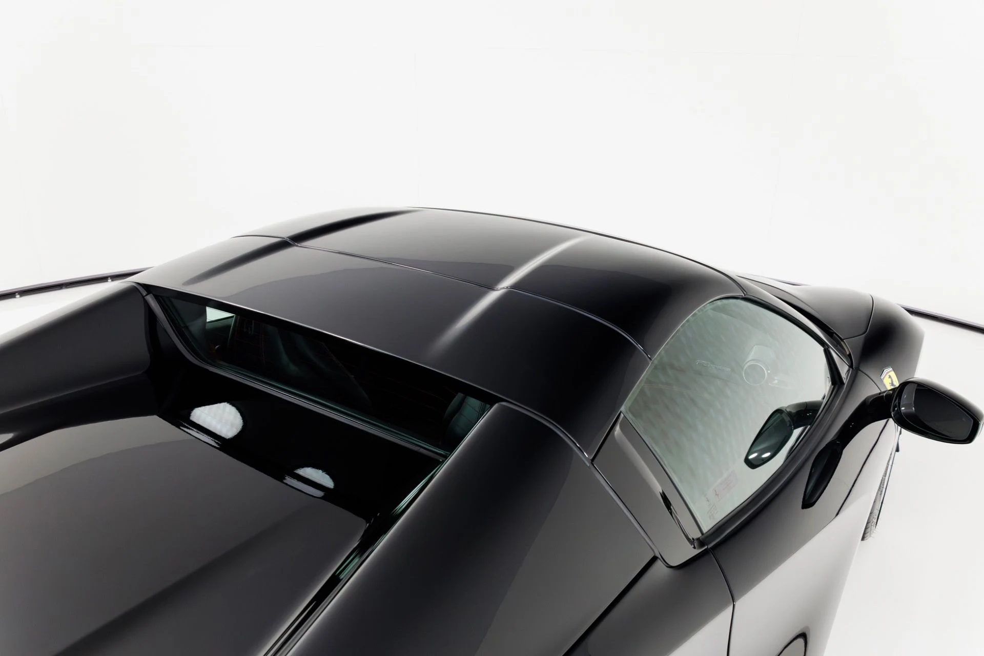 mph058_3280599534_Used_2022_Ferrari_F8_Spider_1769204218_00e4325f72