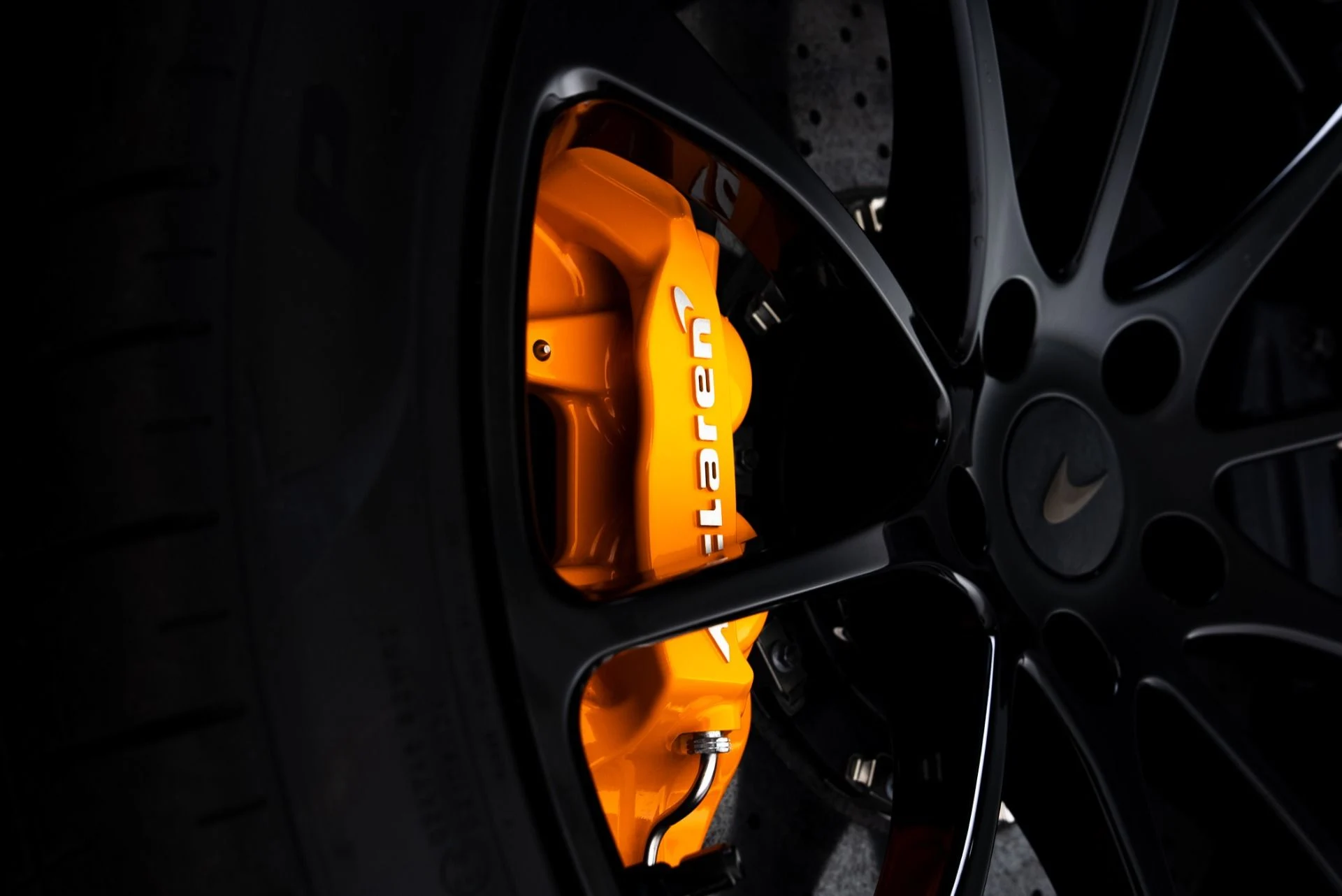 mph058_3306369447_Used_2026_Mc_Laren_Artura_1770152508_4965fb2bba