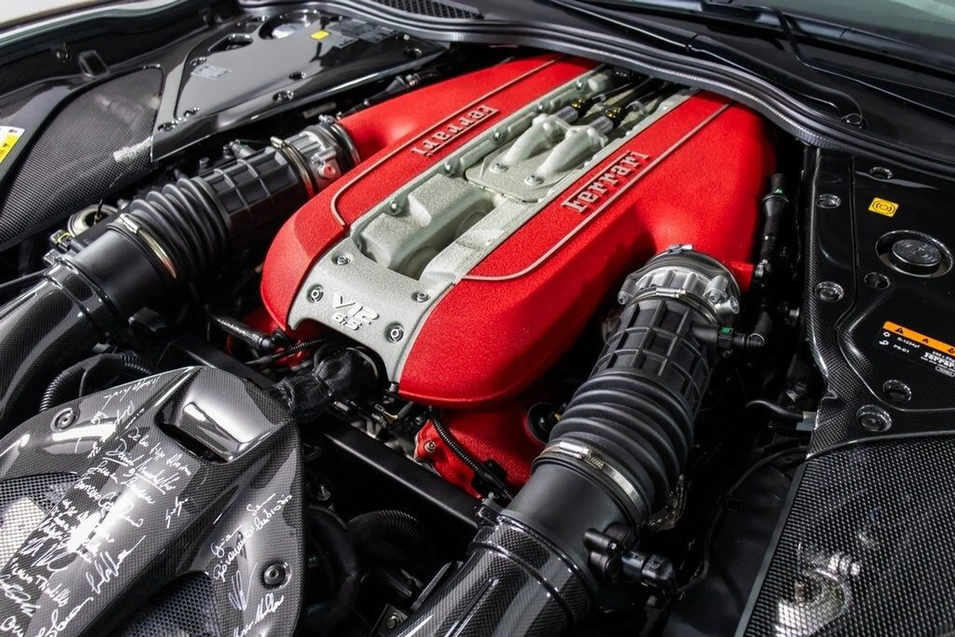 mph058_3320051238_514f7233f675cc008071f919eeb99788x_8a3fedaf44